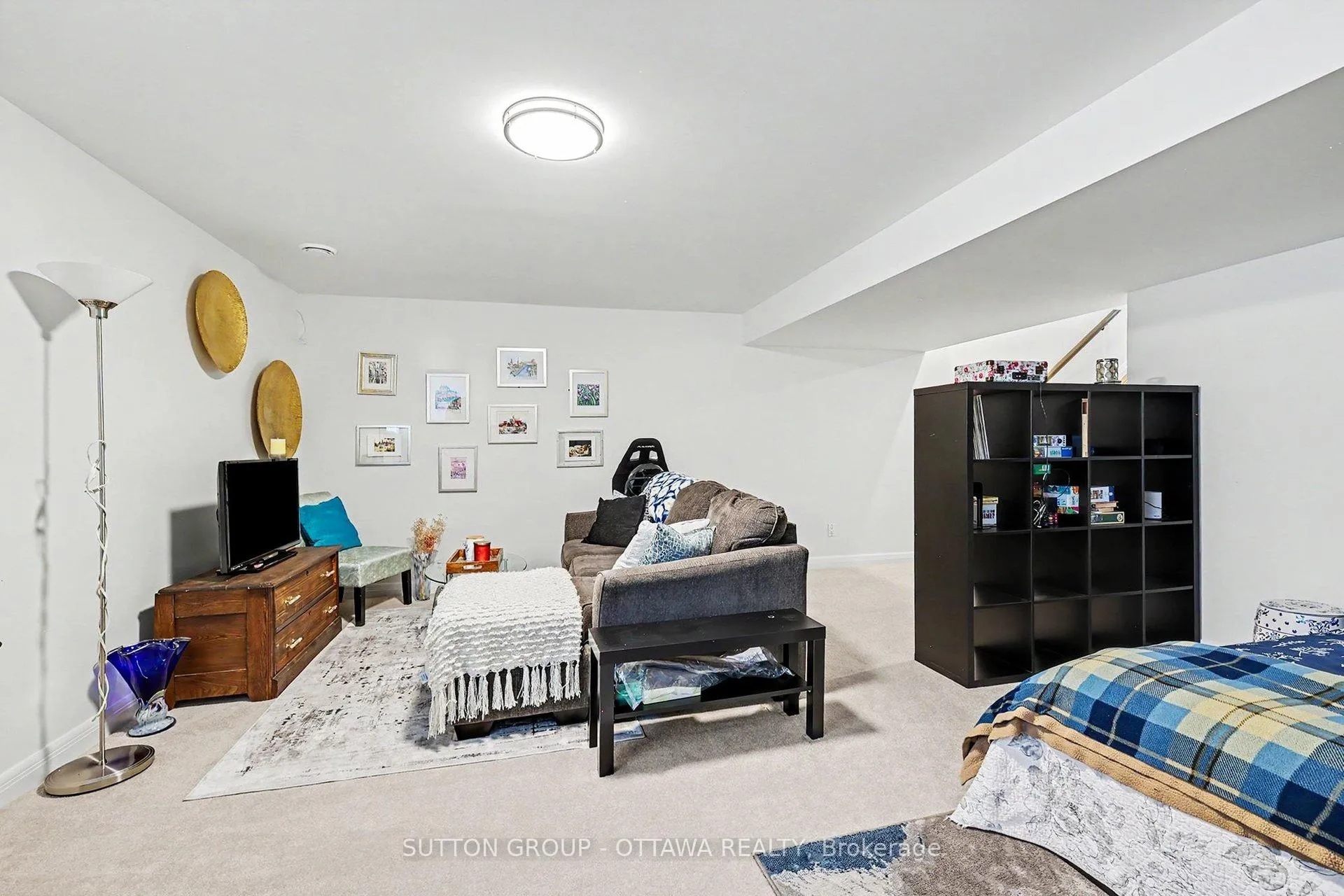 Photo 12 of 76 Michael Stoqua Street, Ottawa, CFB Rockcliffe and Area — HOMEH