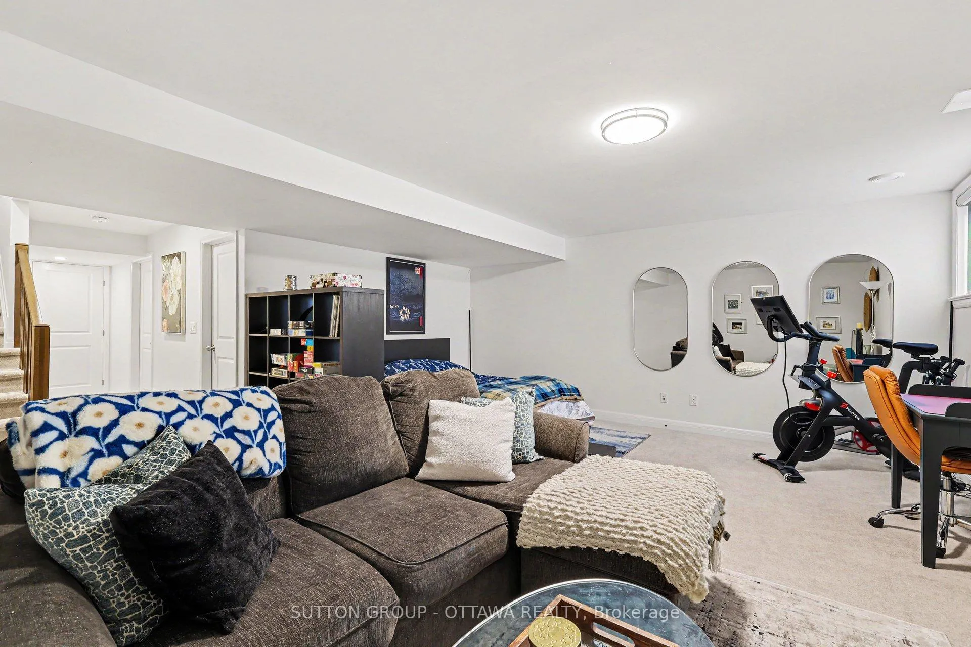 Photo 13 of 76 Michael Stoqua Street, Ottawa, CFB Rockcliffe and Area — HOMEH