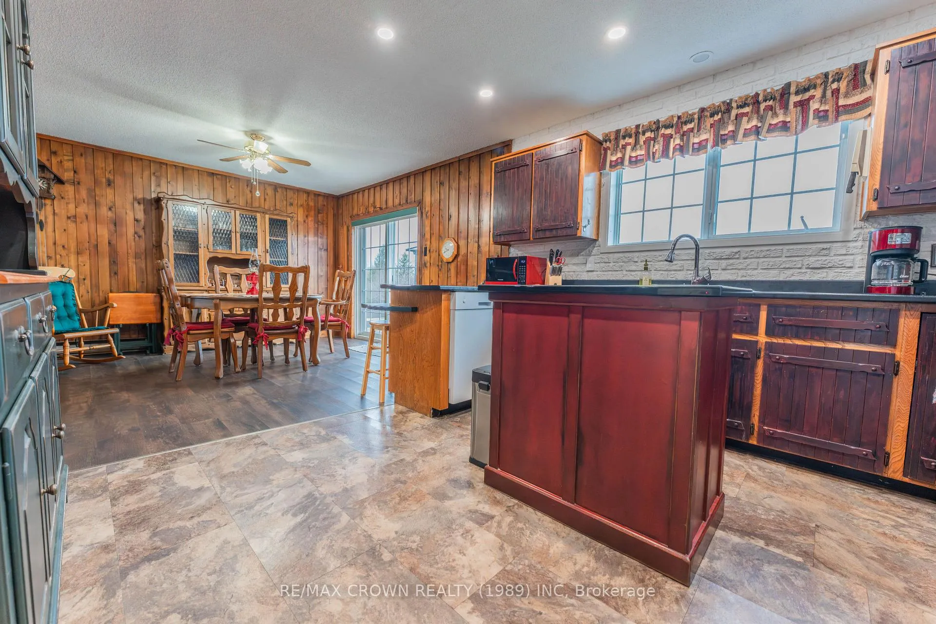 Photo 15 of 296 Brunetville Road, Kapuskasing — HOMEH