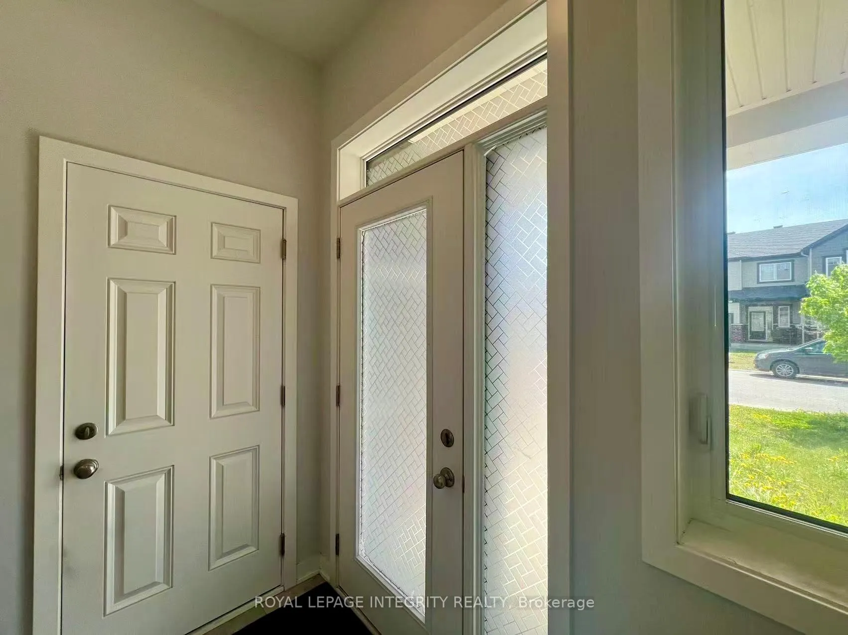 Photo 3 of 55 Kindred Row, Ottawa, Stittsville (North) — HOMEH