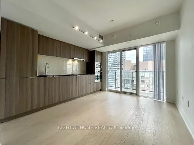 Photo 4 of Unit 2702, 955 Bay Street, Toronto, Bay Street Corridor — HOMEH