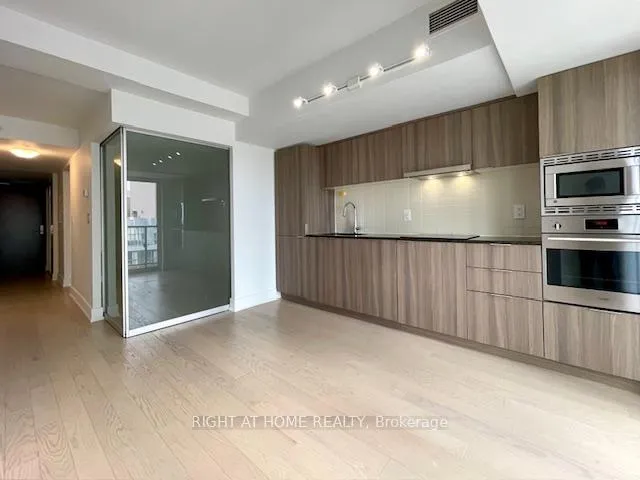 Photo 12 of Unit 2702, 955 Bay Street, Toronto, Bay Street Corridor — HOMEH