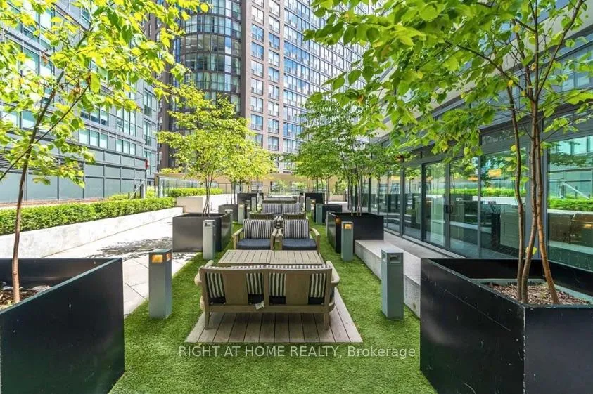 Photo 20 of Unit 2702, 955 Bay Street, Toronto, Bay Street Corridor — HOMEH