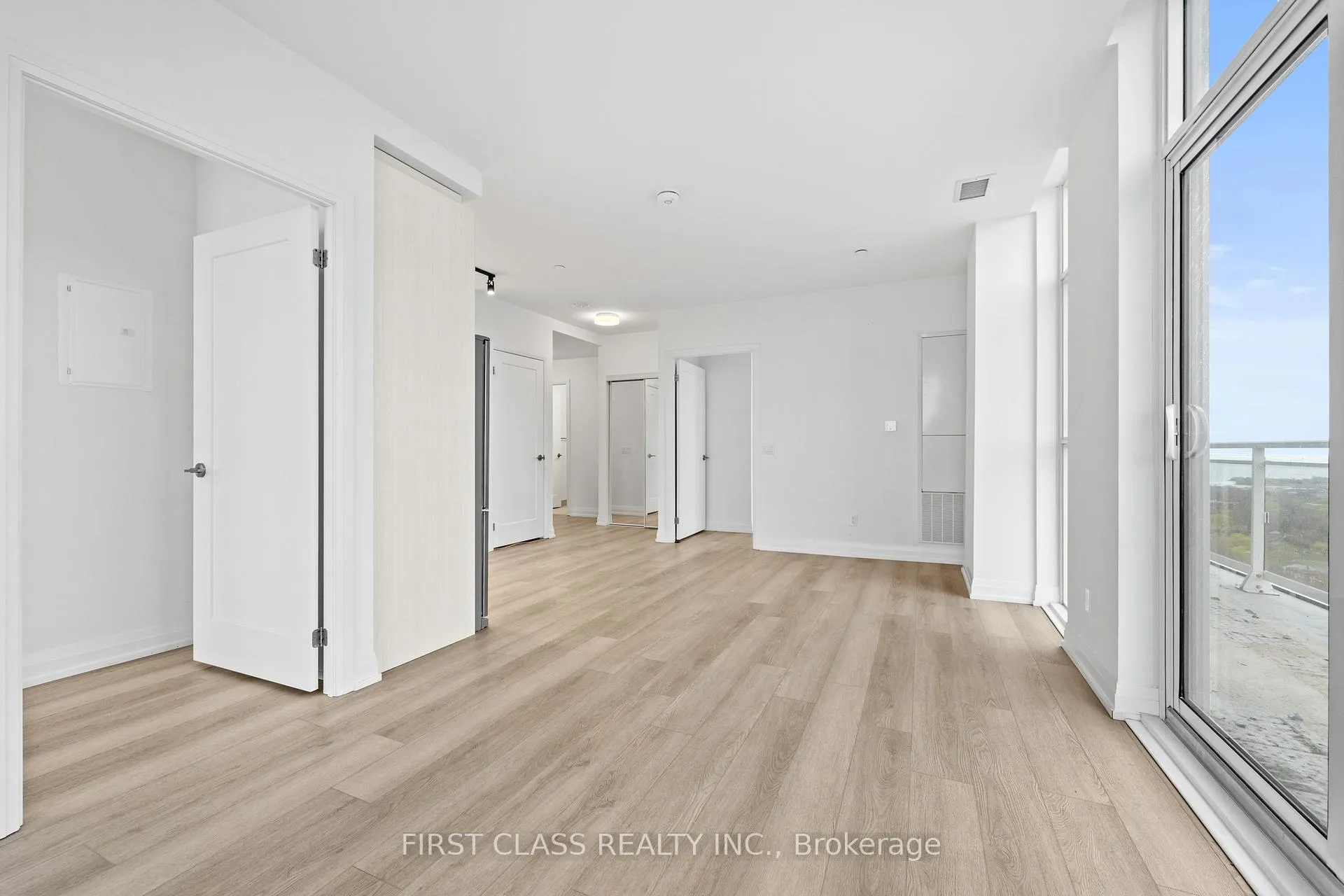 Photo 17 of Unit PH1, 286 Main Street, Toronto, East End-Danforth — HOMEH