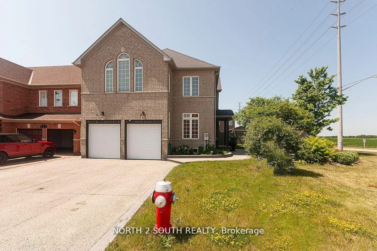 Photo 4 of 2 Yellow Avens Boulevard, Brampton, Sandringham-Wellington — HOMEH