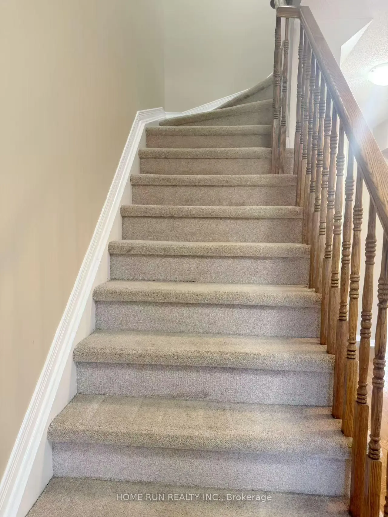 Photo 10 of 212 Losino Crescent, Ottawa, Kanata - Emerald Meadows/Trailwest — HOMEH