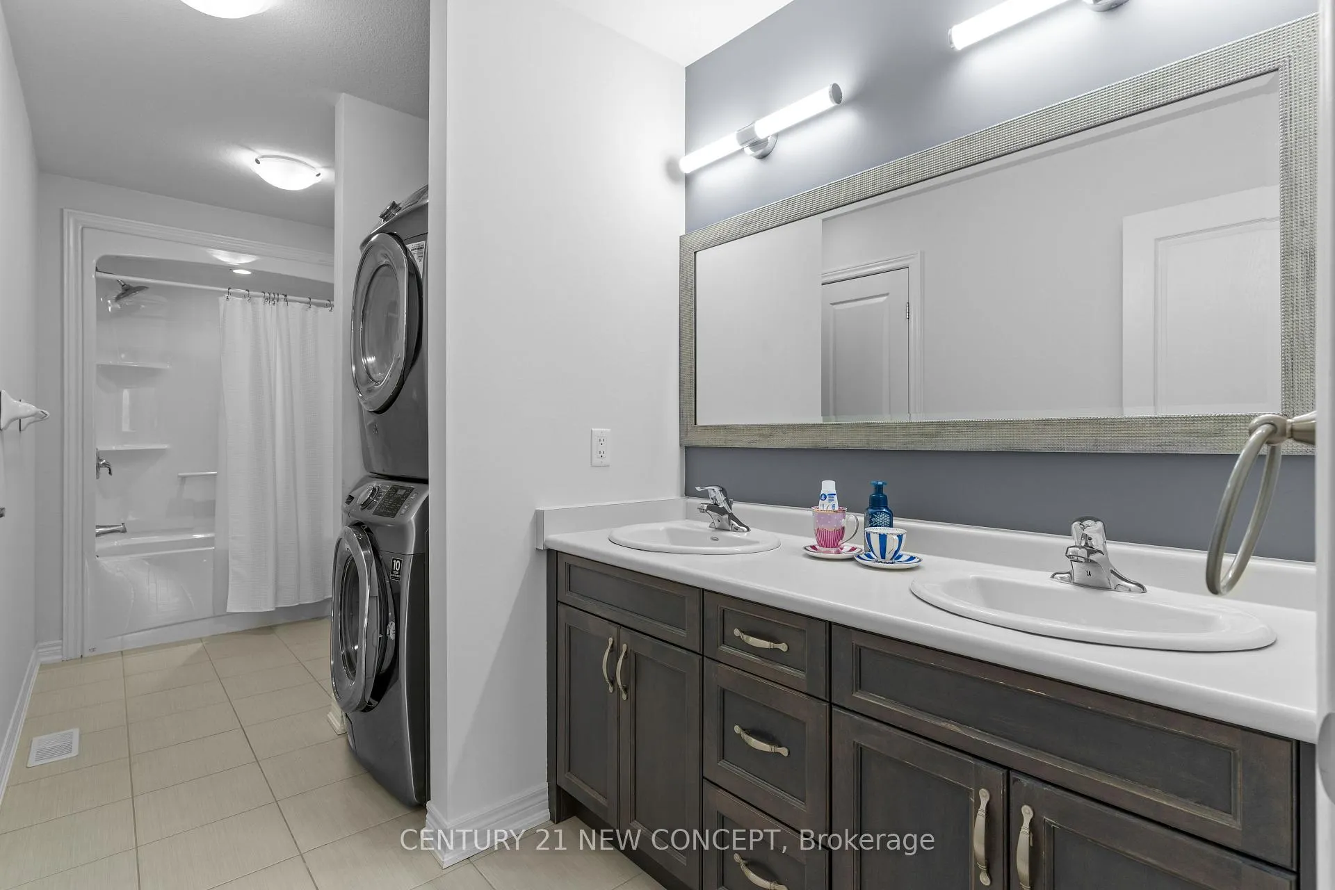 Photo 18 of 7684 Green Vista Gate, Niagara Falls, Oldfield — HOMEH