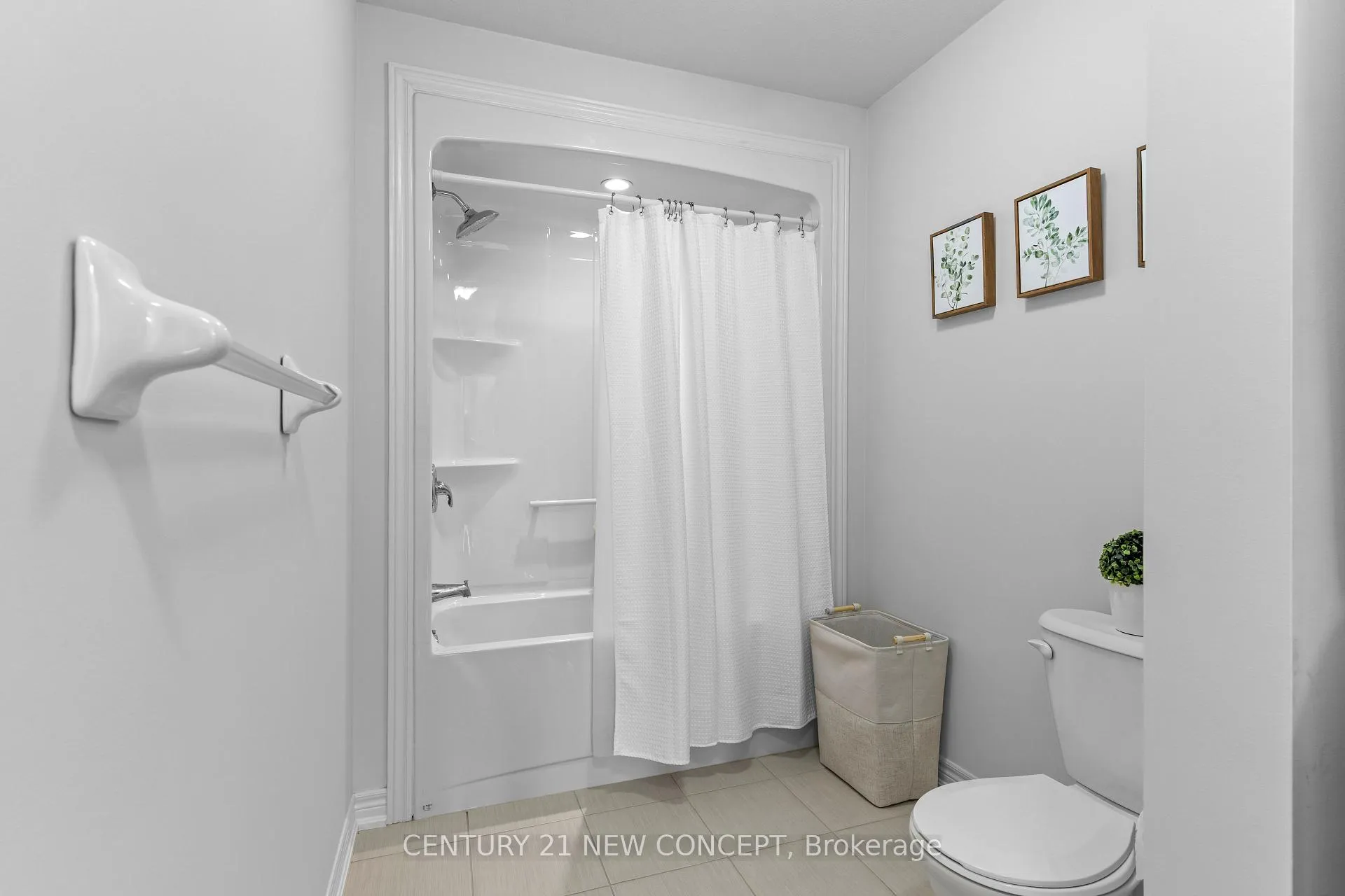 Photo 19 of 7684 Green Vista Gate, Niagara Falls, Oldfield — HOMEH