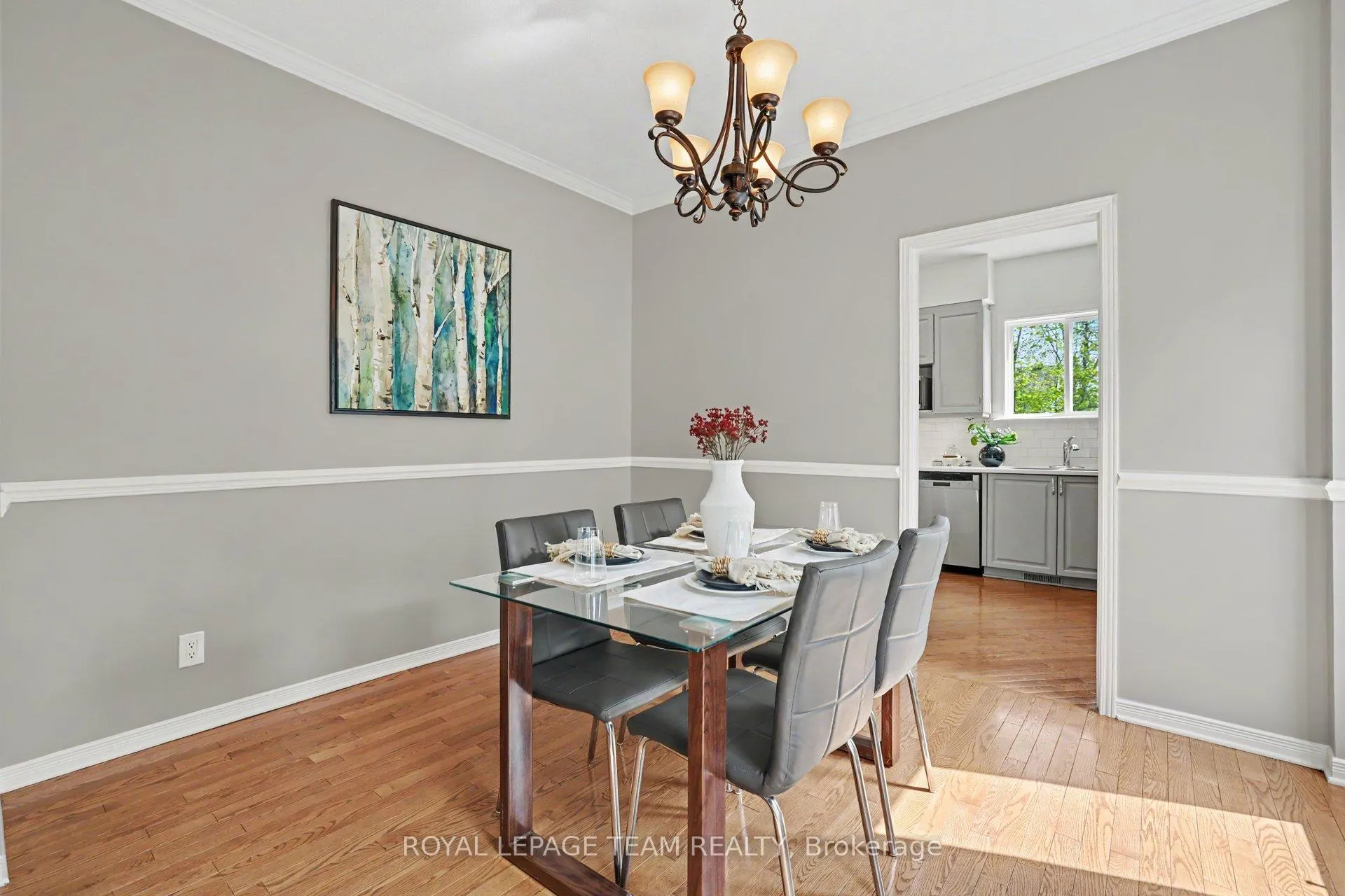 Photo 10 of 15 Ladybirds Crescent, Ottawa, Stittsville (North) — HOMEH