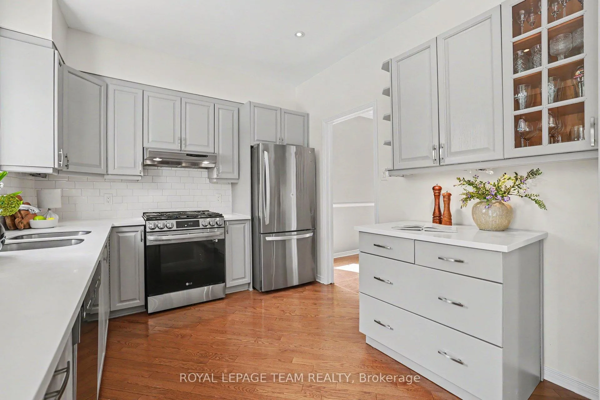 Photo 14 of 15 Ladybirds Crescent, Ottawa, Stittsville (North) — HOMEH