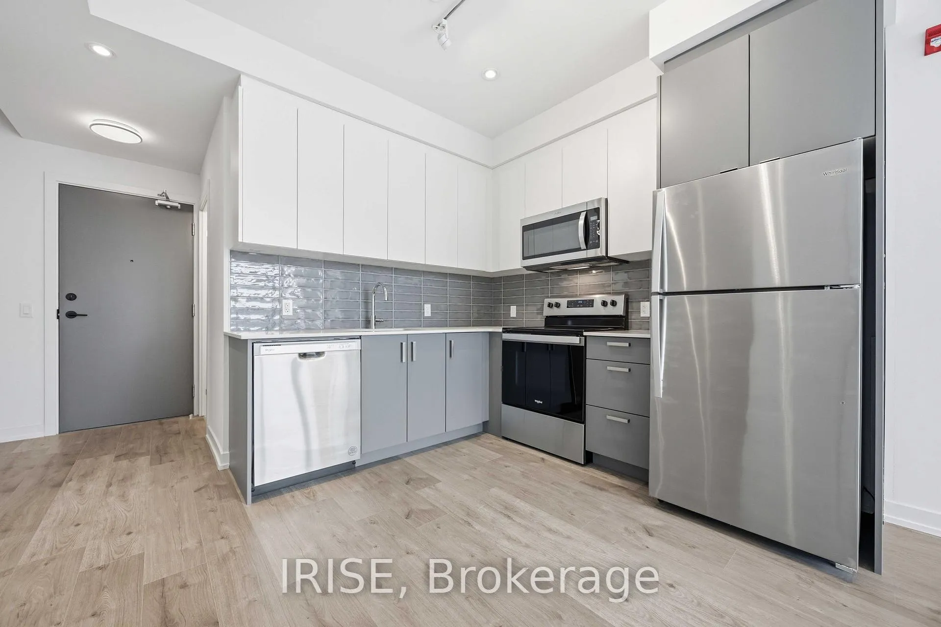 Photo 11 of Unit 307, 1010 Dundas Street E, Whitby, Pringle Creek — HOMEH