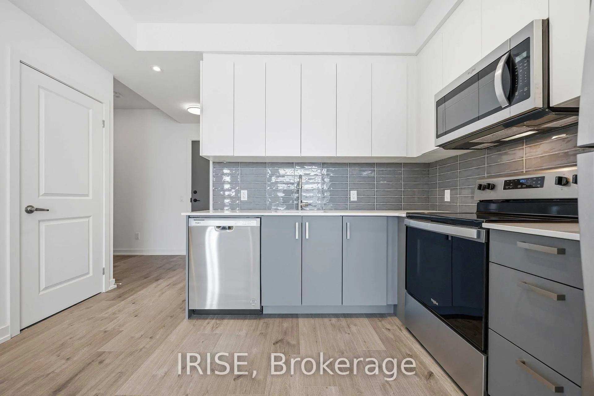 Photo 12 of Unit 307, 1010 Dundas Street E, Whitby, Pringle Creek — HOMEH
