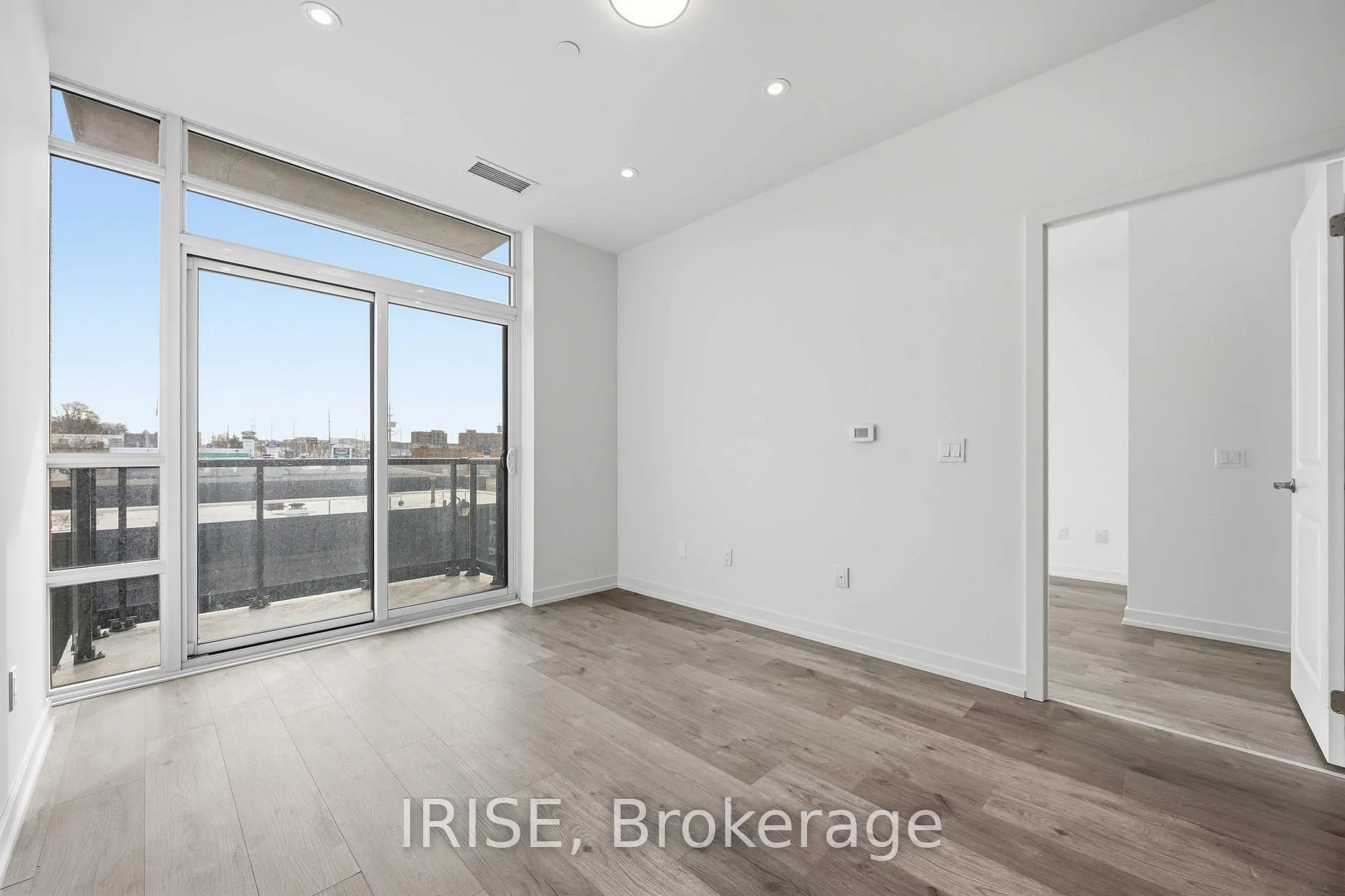Photo 16 of Unit 307, 1010 Dundas Street E, Whitby, Pringle Creek — HOMEH