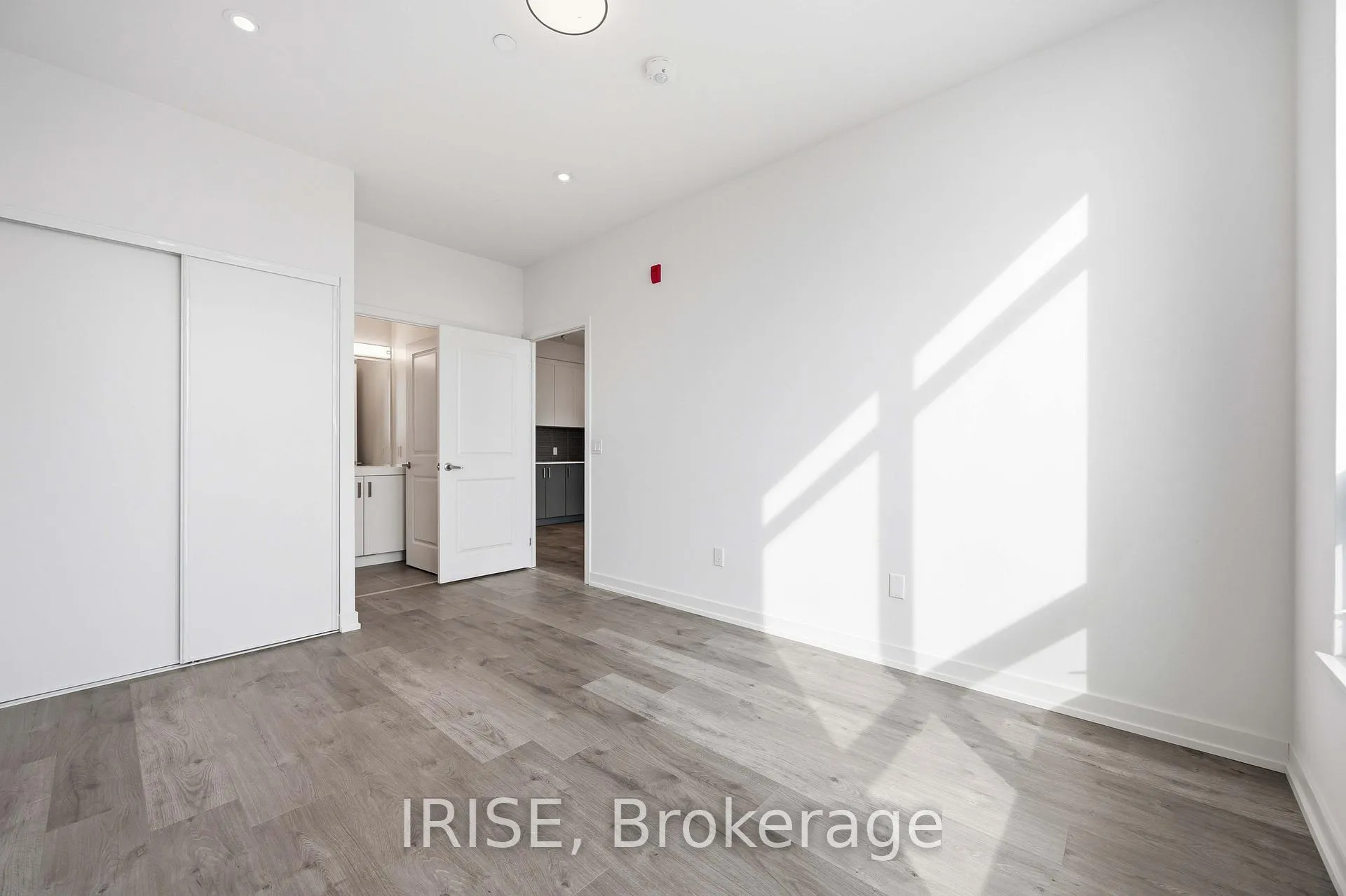 Photo 22 of Unit 307, 1010 Dundas Street E, Whitby, Pringle Creek — HOMEH