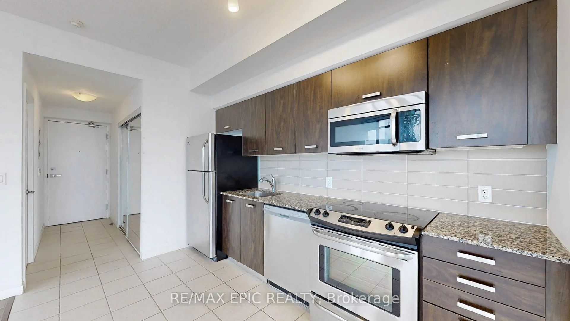 Photo 13 of Unit 3208, 832 Bay Street, Toronto, Bay Street Corridor — HOMEH