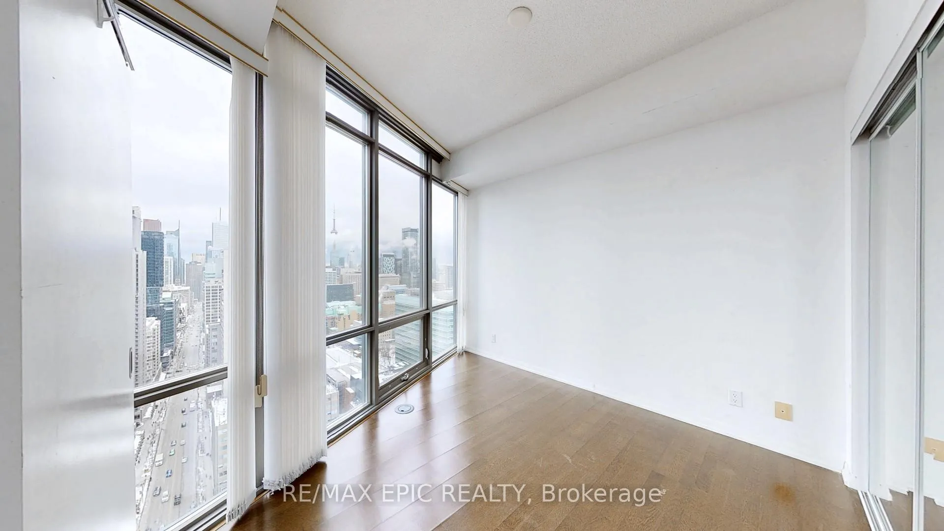 Photo 26 of Unit 3208, 832 Bay Street, Toronto, Bay Street Corridor — HOMEH