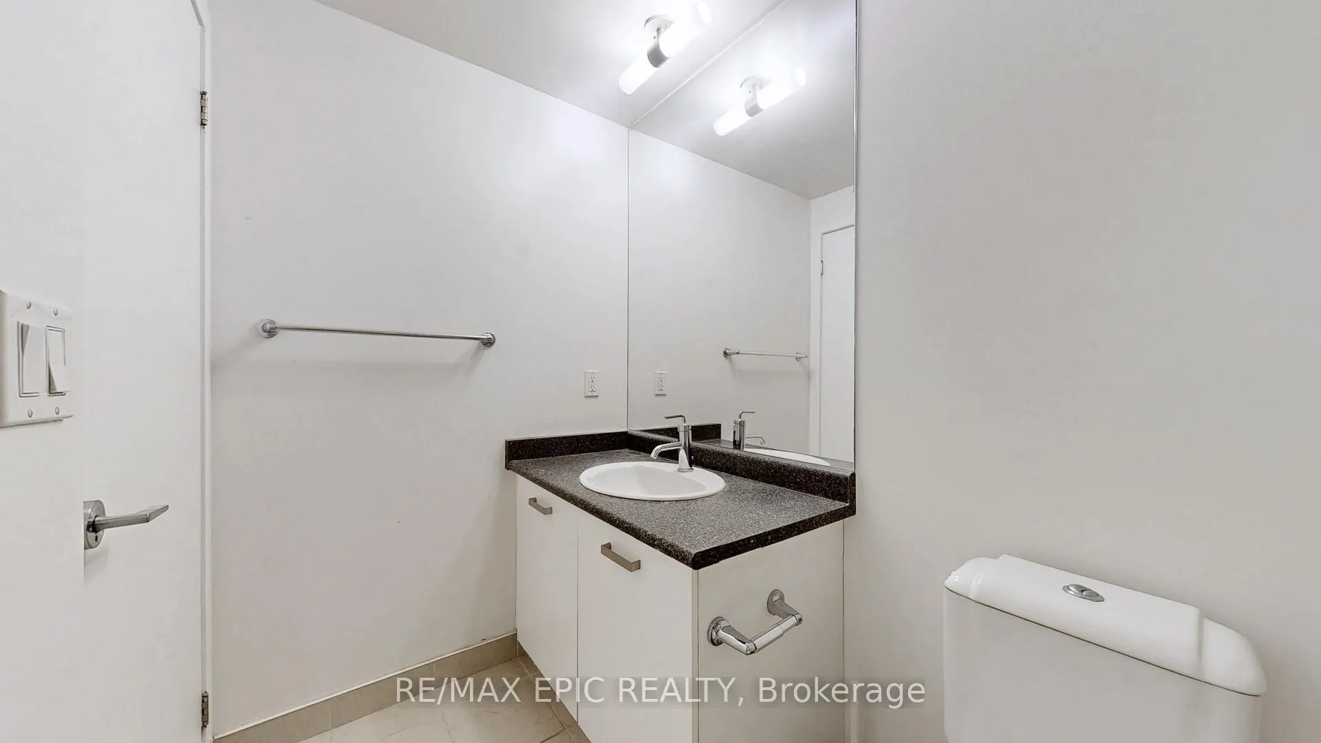 Photo 29 of Unit 3208, 832 Bay Street, Toronto, Bay Street Corridor — HOMEH