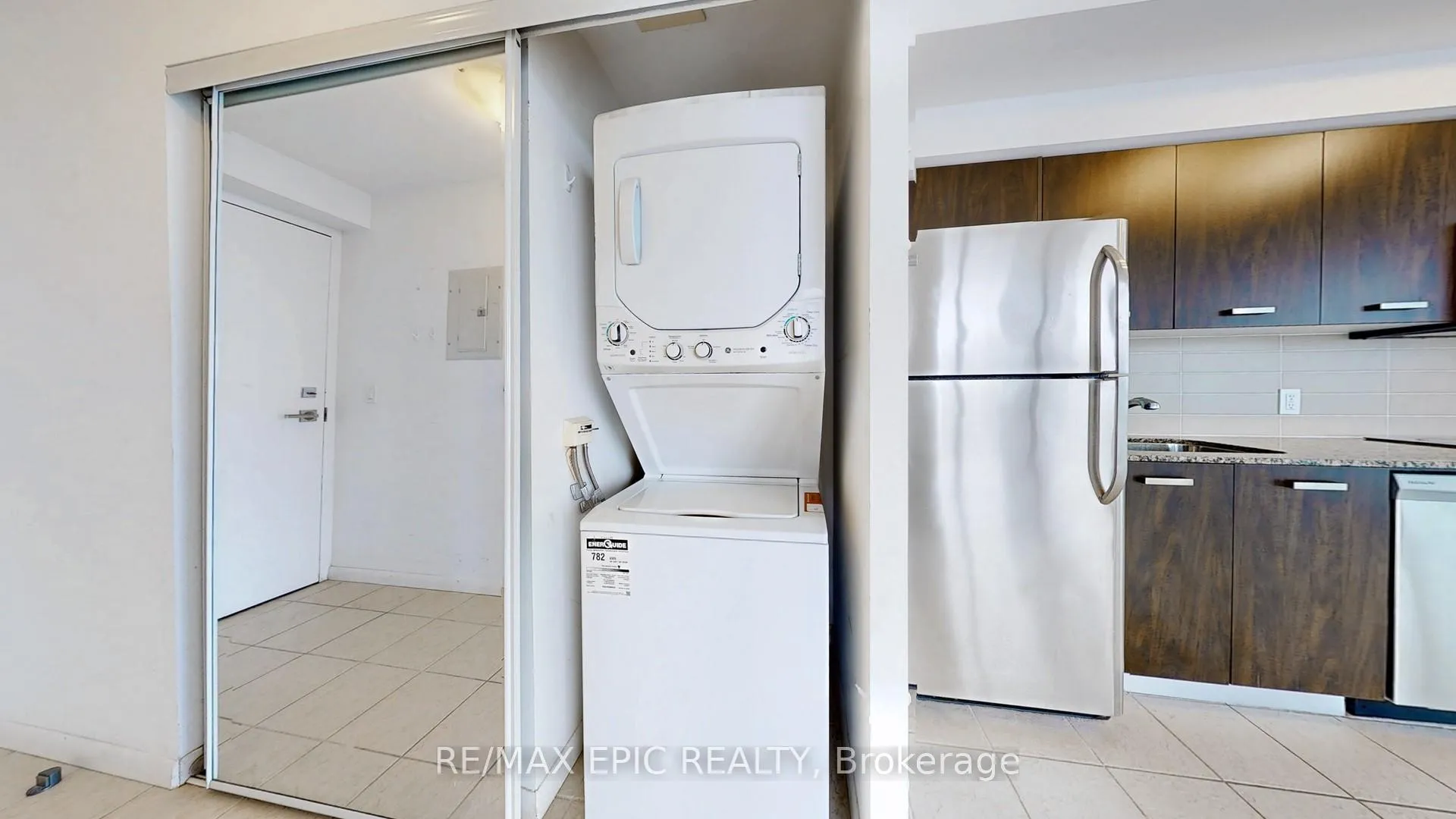 Photo 30 of Unit 3208, 832 Bay Street, Toronto, Bay Street Corridor — HOMEH