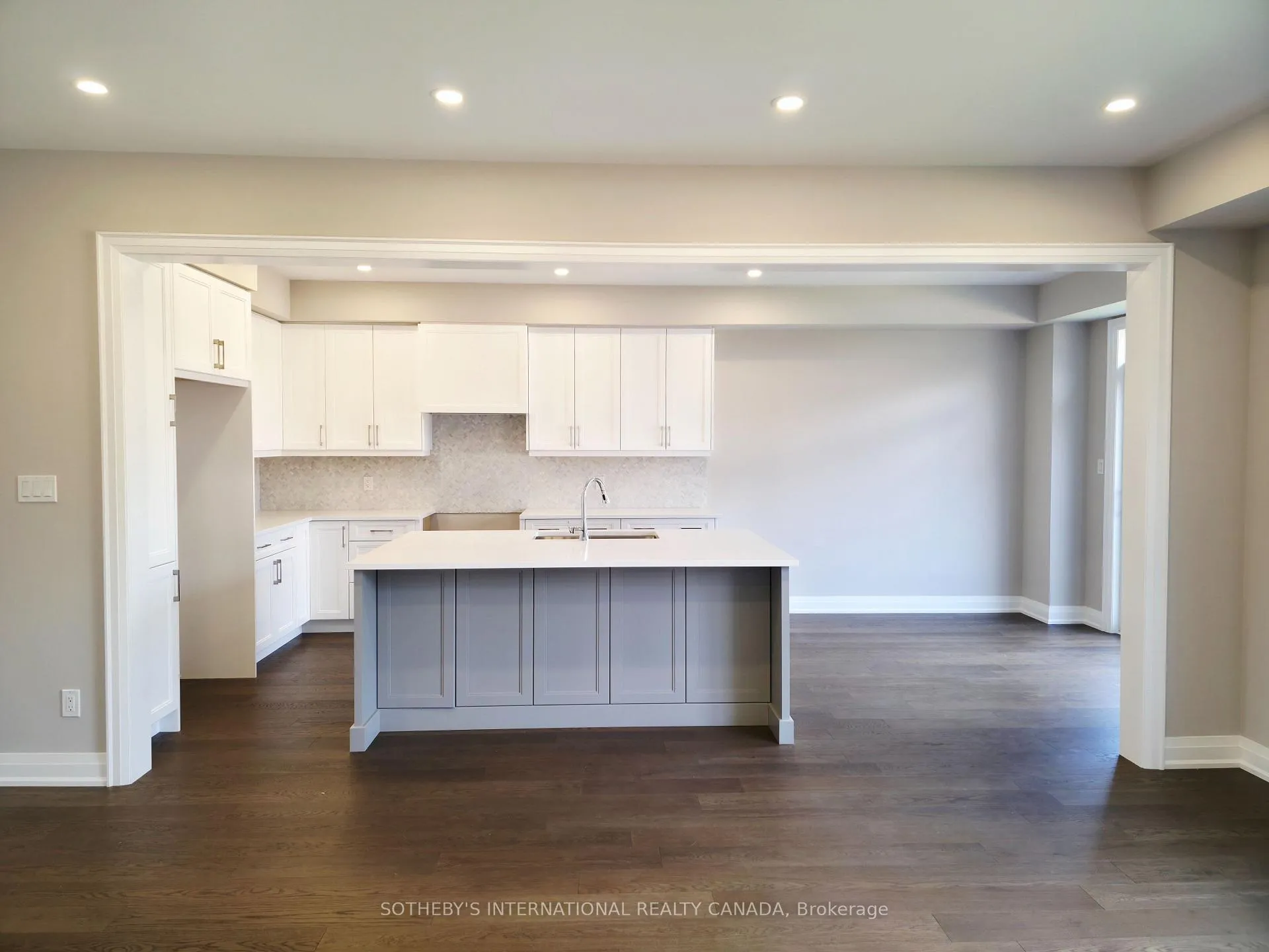 Photo 9 of 516 Markay Common, Burlington, Brant — HOMEH