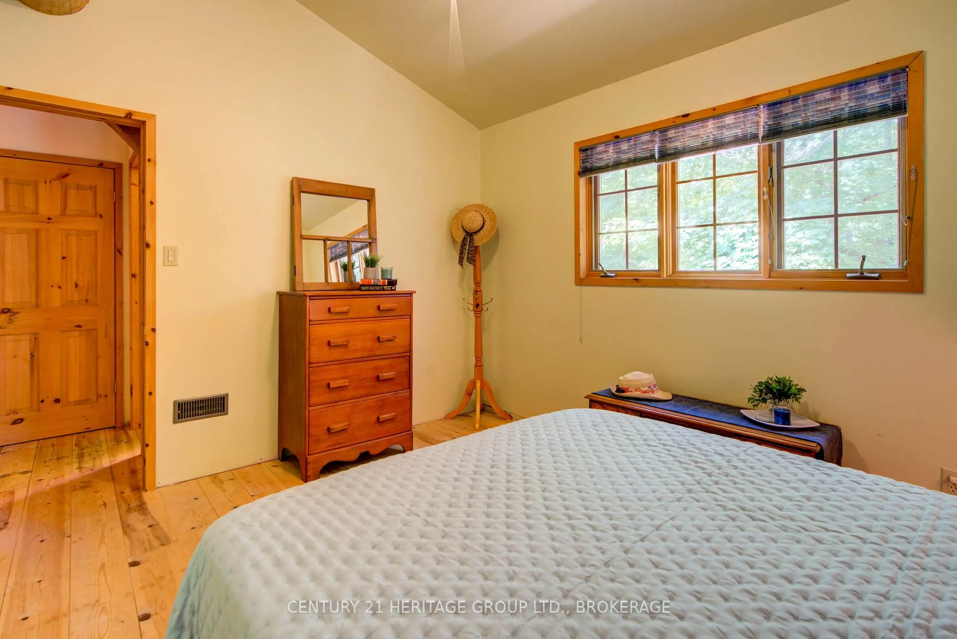 Photo 25 of 2091 Gull Lake Estates Lane, Frontenac, Frontenac North — HOMEH