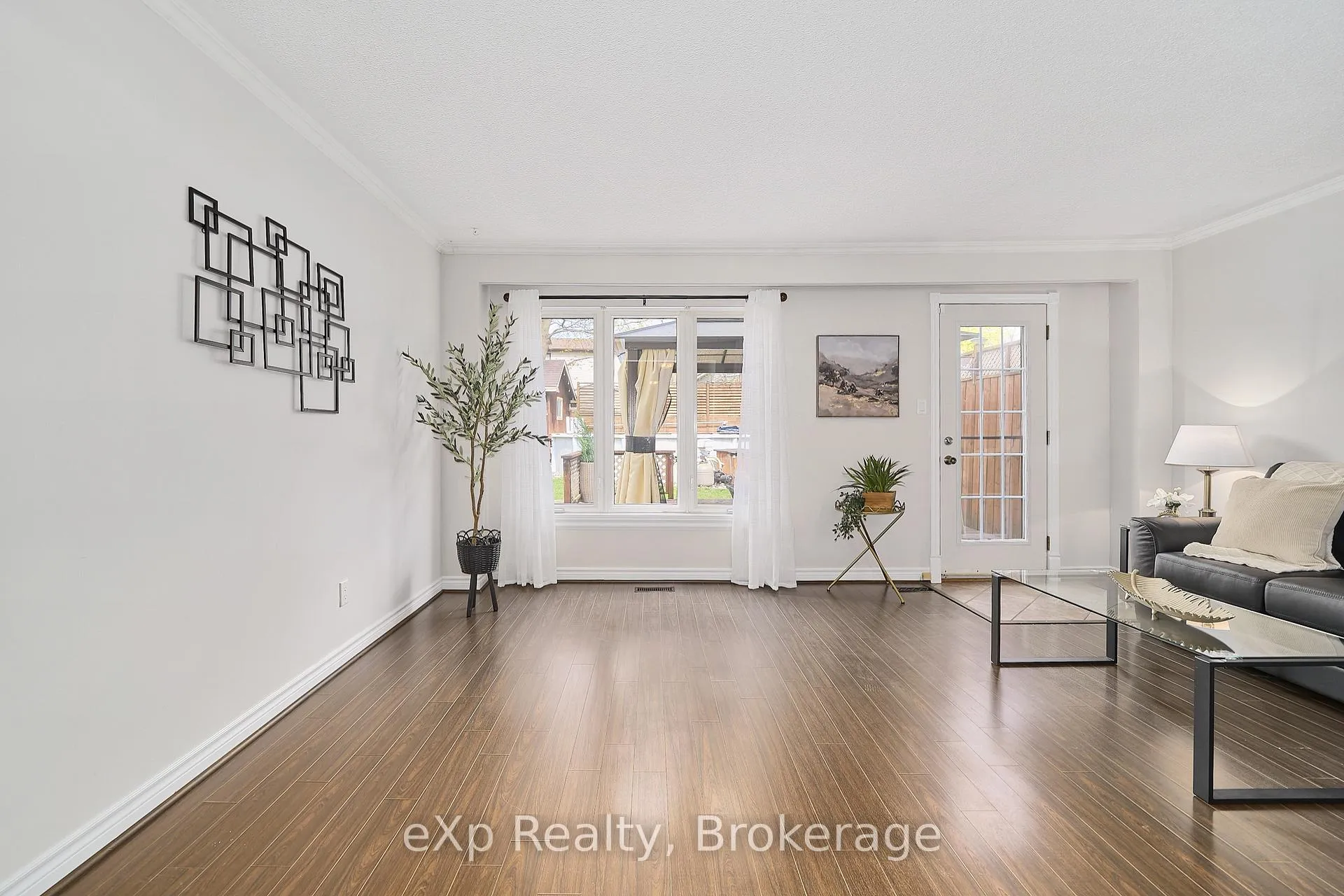 Photo 29 of 146 Martin Road, Clarington, Bowmanville — HOMEH