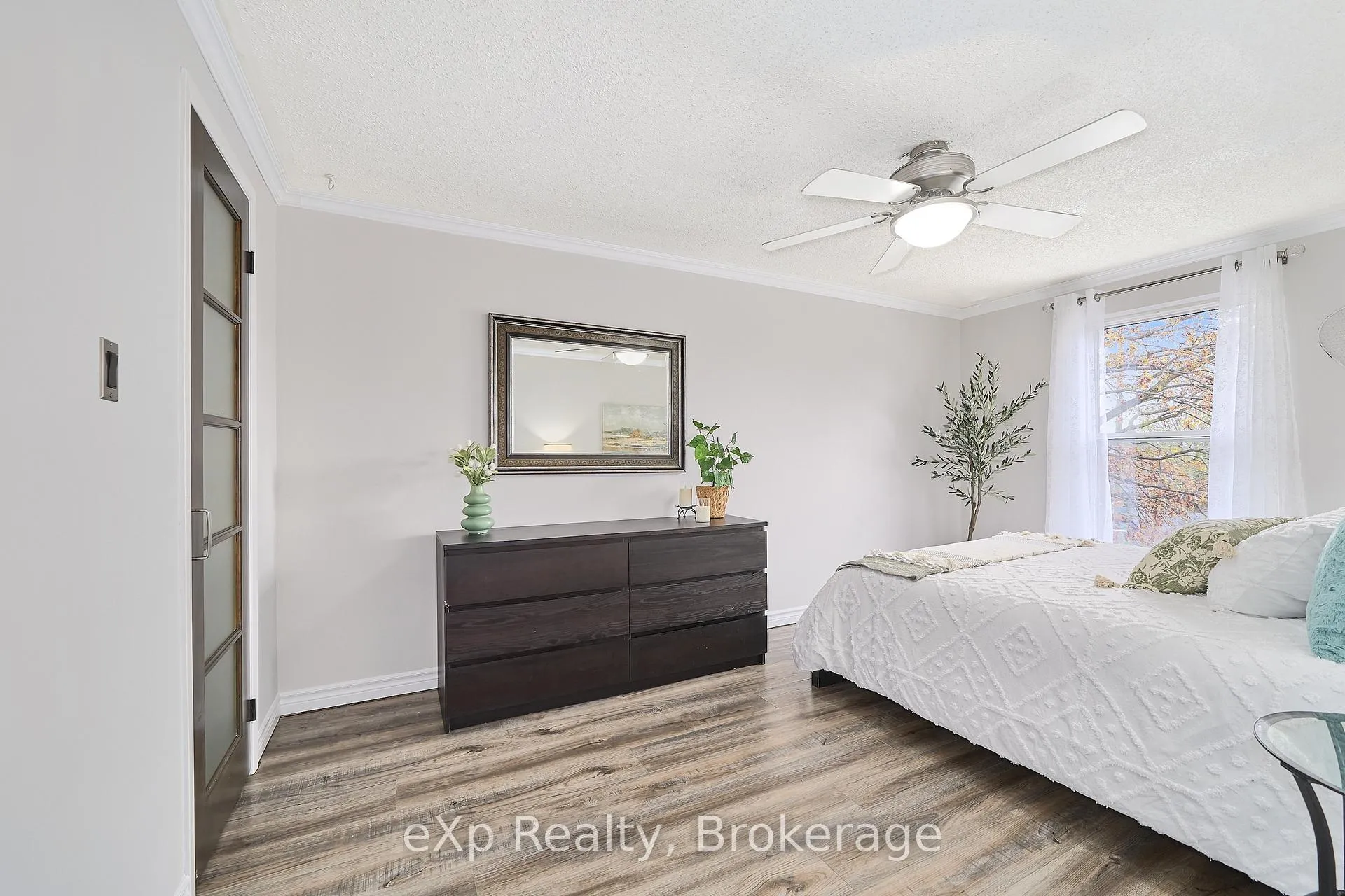 Photo 33 of 146 Martin Road, Clarington, Bowmanville — HOMEH