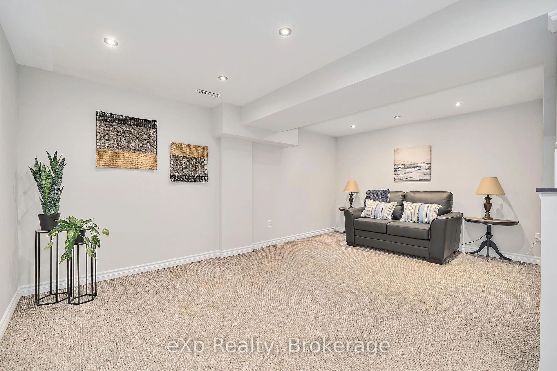 Photo 40 of 146 Martin Road, Clarington, Bowmanville — HOMEH