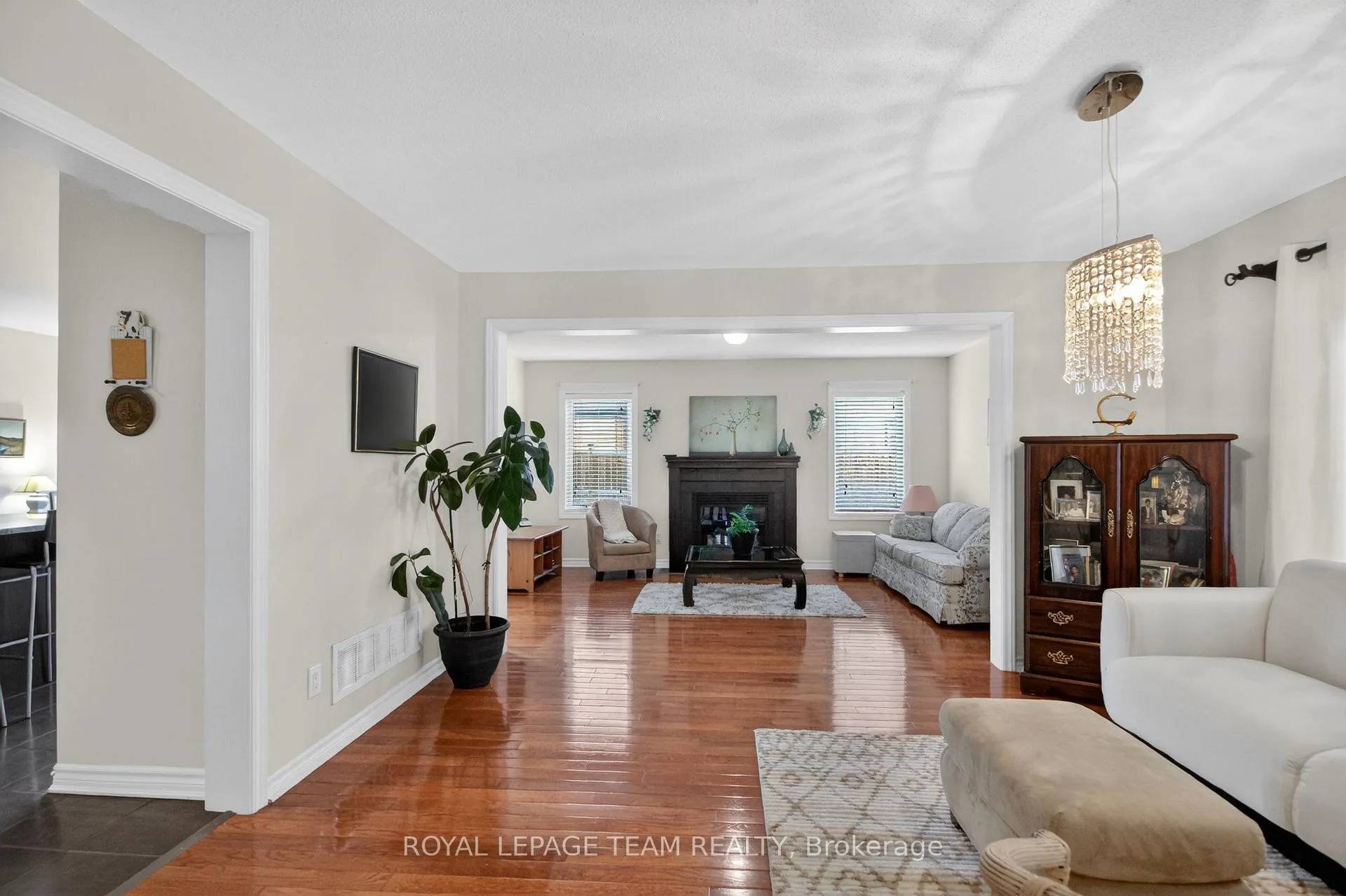 Photo 13 of 232 Rivertree Street, Ottawa, Kanata - Emerald Meadows/Trailwest — HOMEH