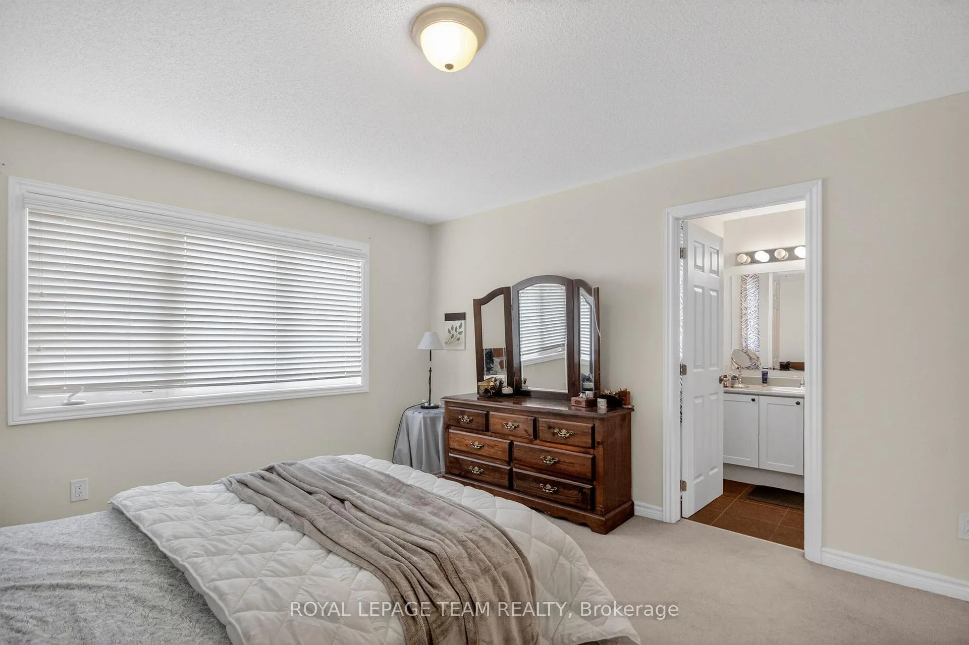 Photo 26 of 232 Rivertree Street, Ottawa, Kanata - Emerald Meadows/Trailwest — HOMEH