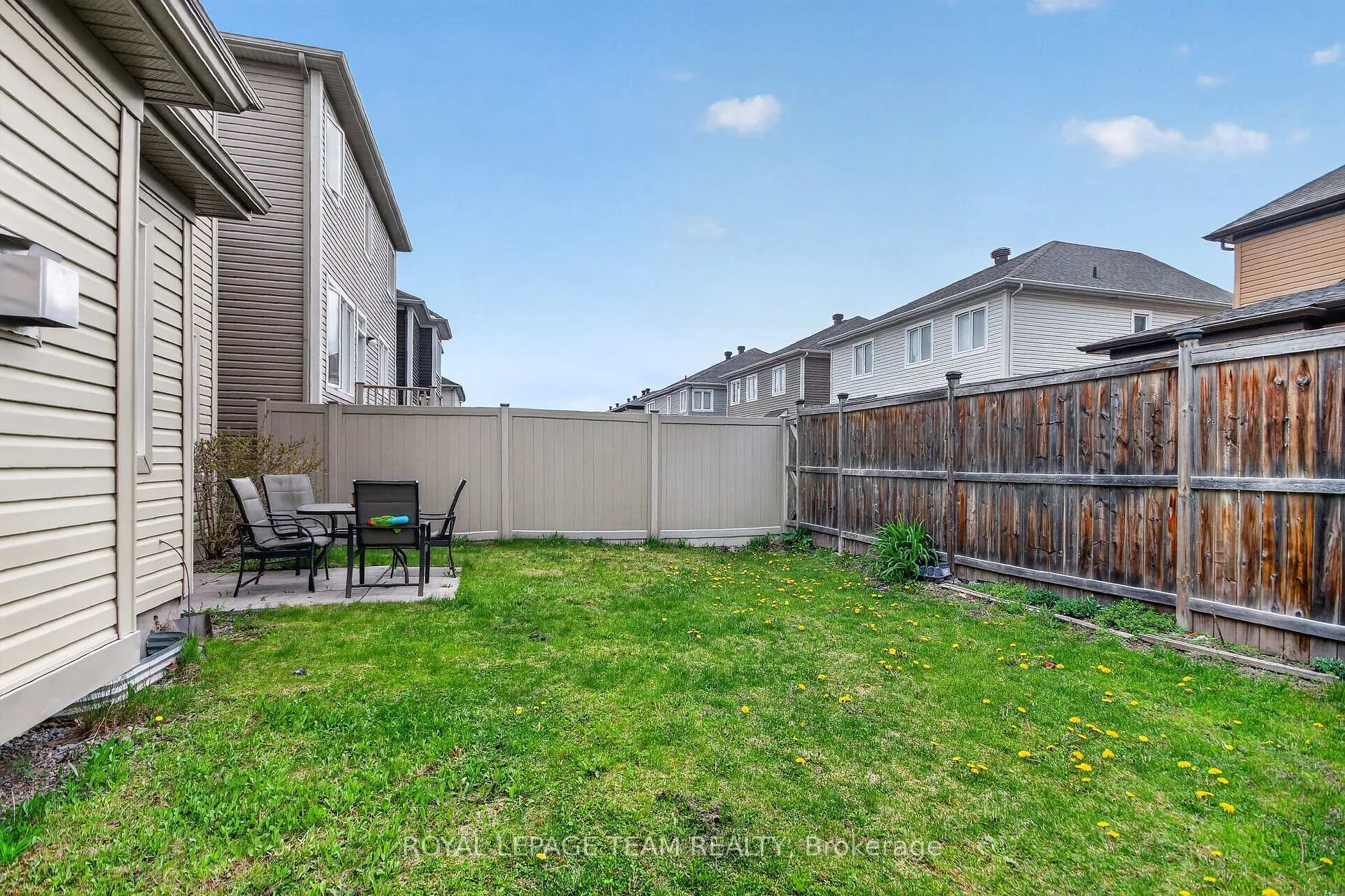 Photo 42 of 232 Rivertree Street, Ottawa, Kanata - Emerald Meadows/Trailwest — HOMEH