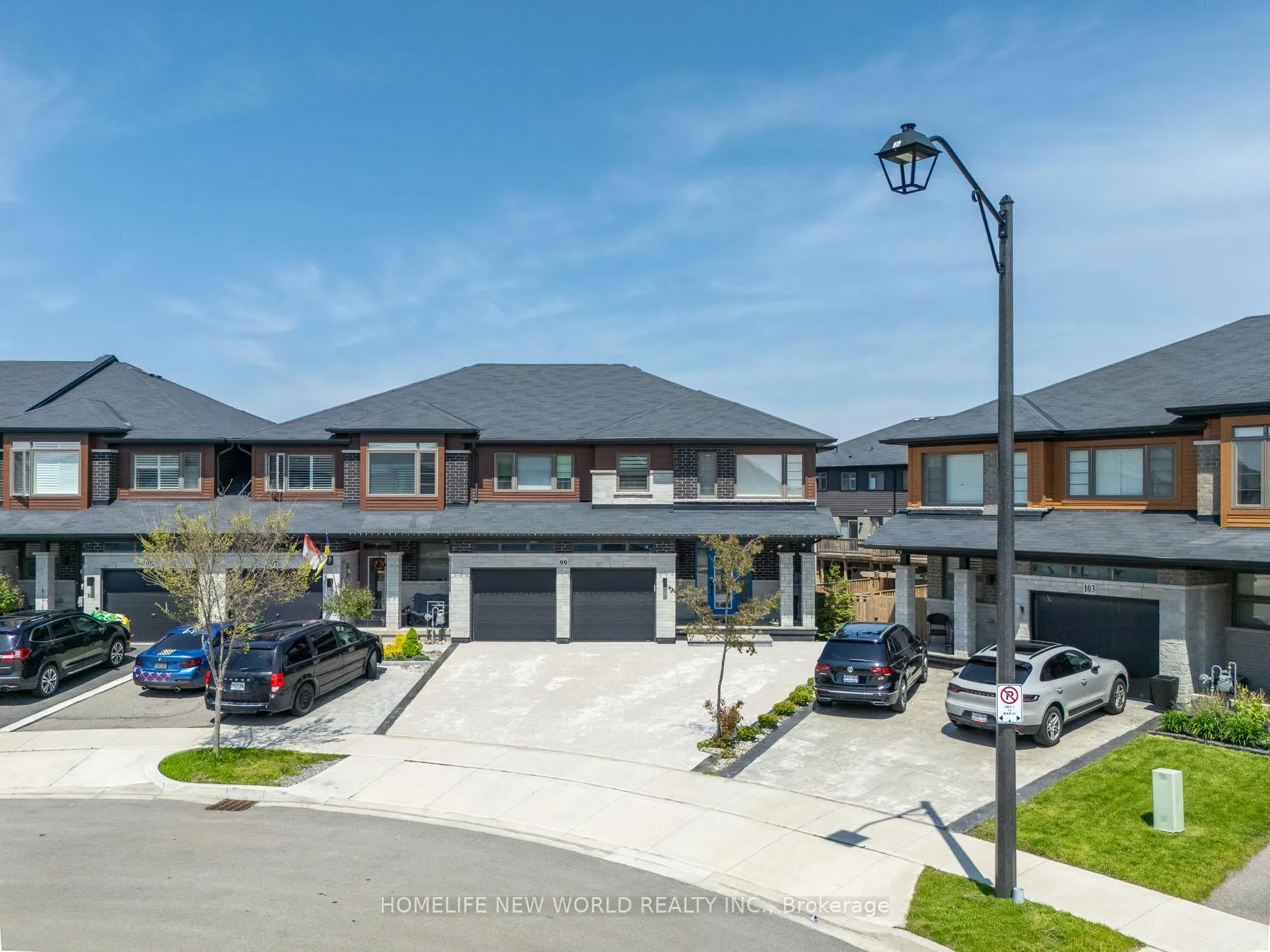 Photo 2 of 99 Columbus Gate, Hamilton, Stoney Creek Mountain — HOMEH