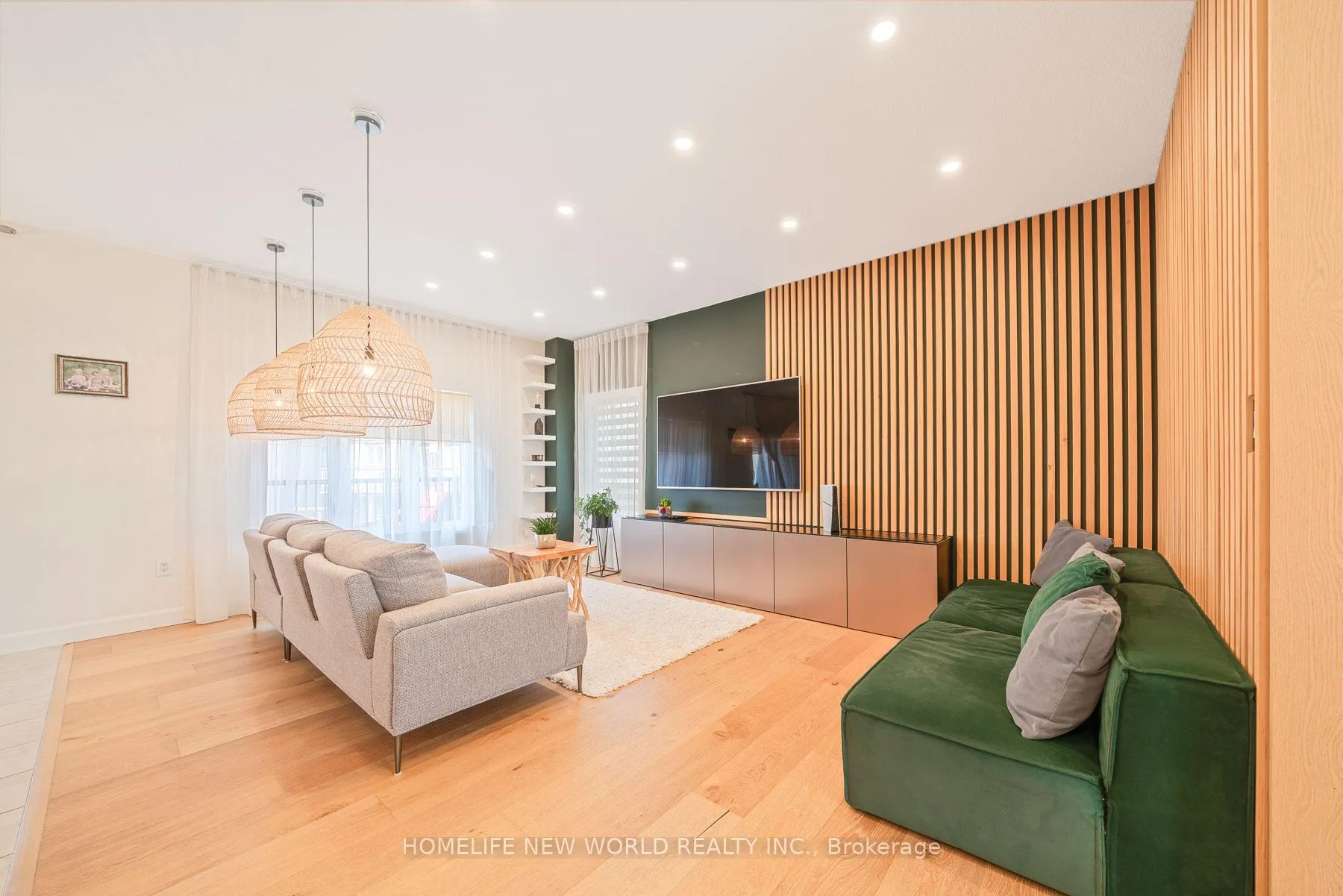 Photo 8 of 99 Columbus Gate, Hamilton, Stoney Creek Mountain — HOMEH
