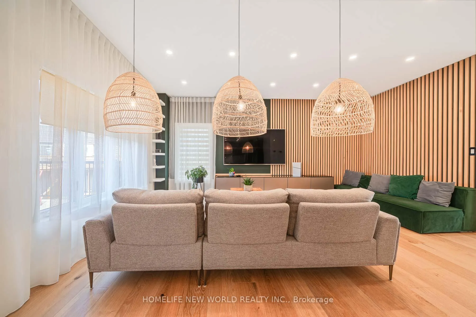 Photo 10 of 99 Columbus Gate, Hamilton, Stoney Creek Mountain — HOMEH