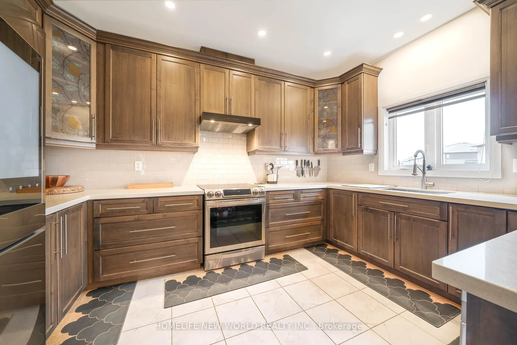 Photo 15 of 99 Columbus Gate, Hamilton, Stoney Creek Mountain — HOMEH