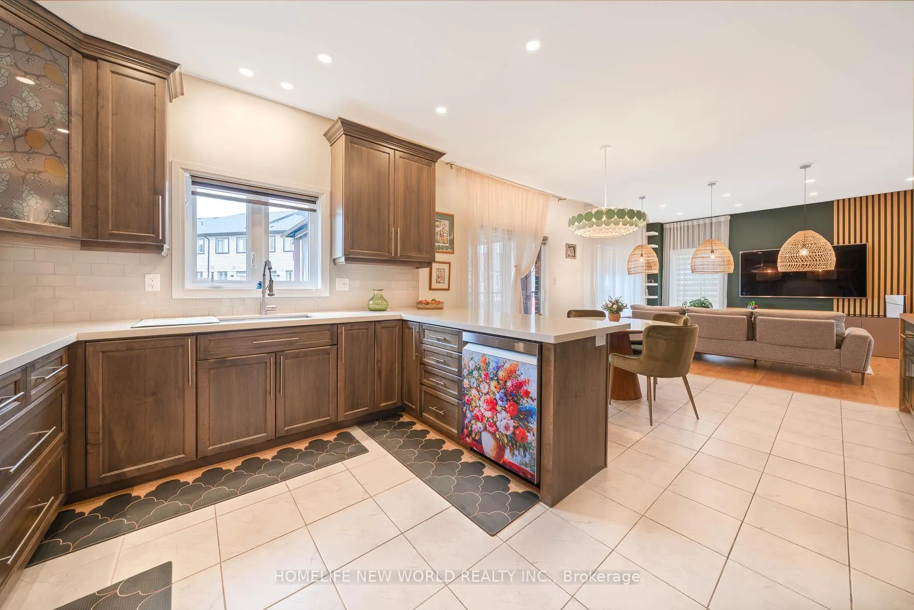 Photo 16 of 99 Columbus Gate, Hamilton, Stoney Creek Mountain — HOMEH