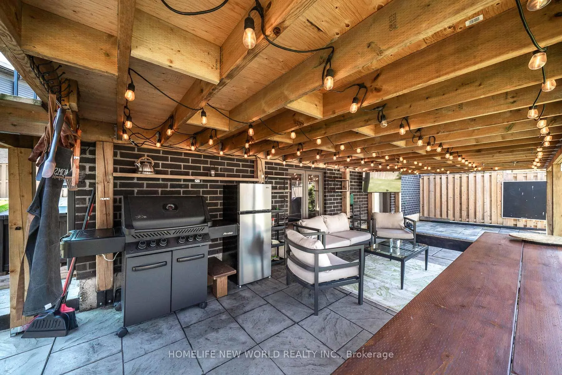Photo 39 of 99 Columbus Gate, Hamilton, Stoney Creek Mountain — HOMEH