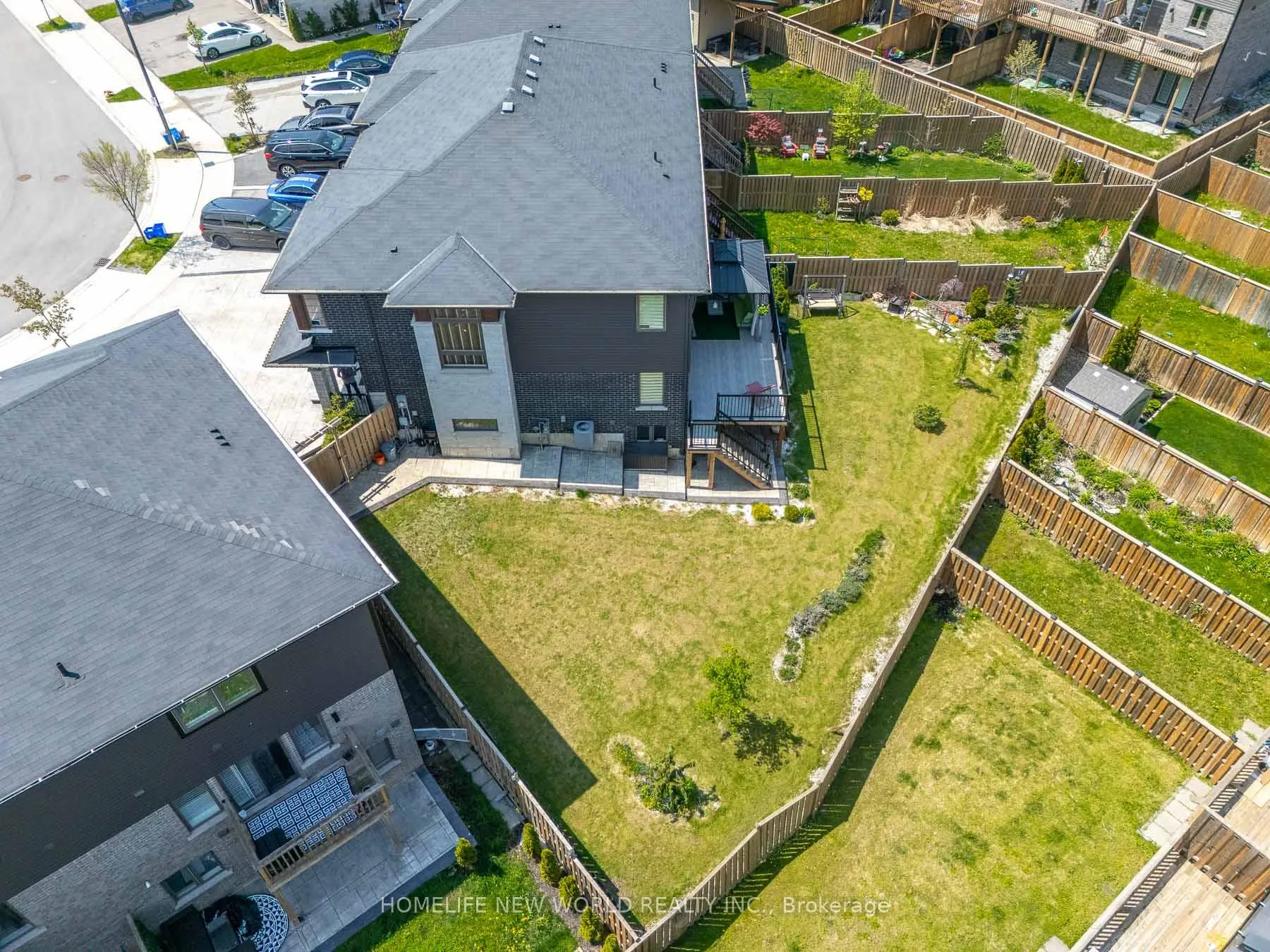 Photo 3 of 99 Columbus Gate, Hamilton, Stoney Creek Mountain — HOMEH