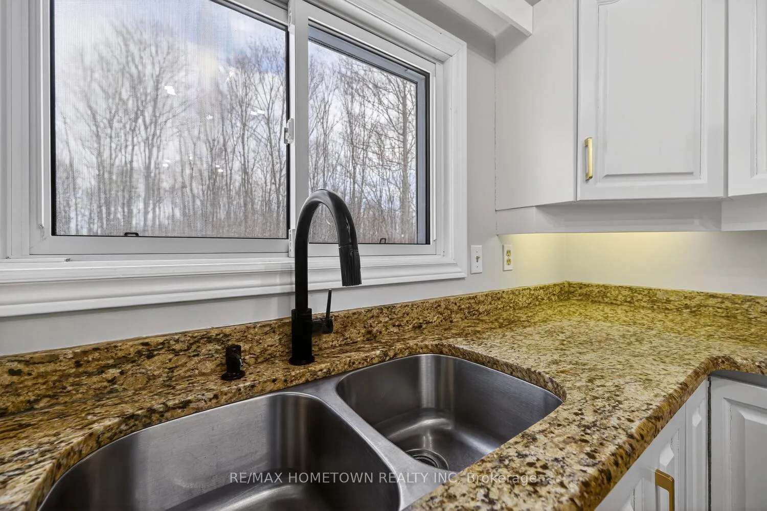 Photo 15 of 5475 Dejong Road, Augusta, Augusta Twp — HOMEH