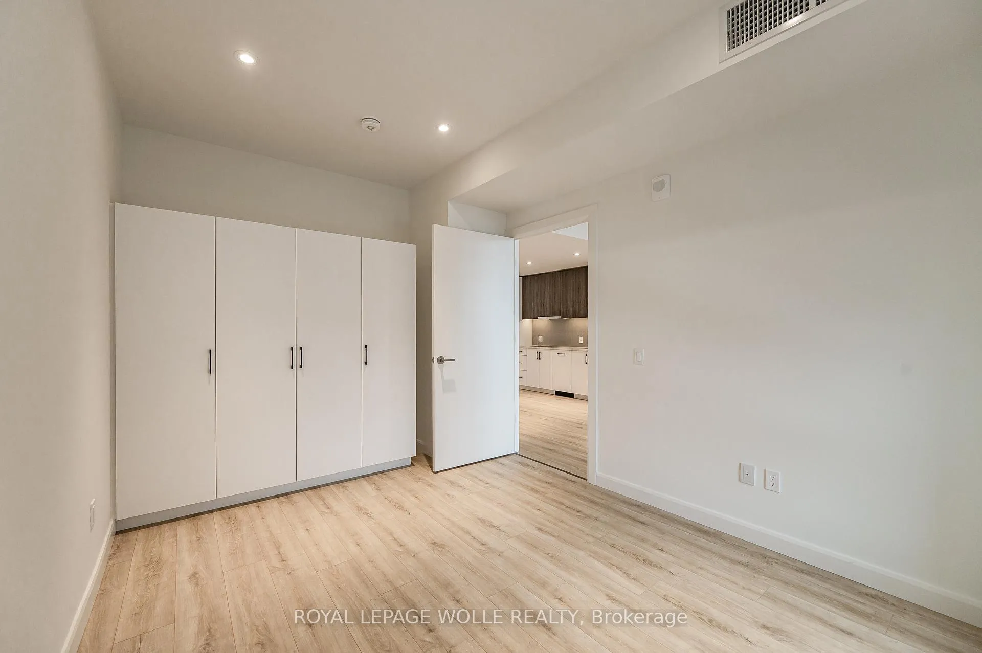 Photo 14 of Unit 505, 741 King Street W, Kitchener — HOMEH