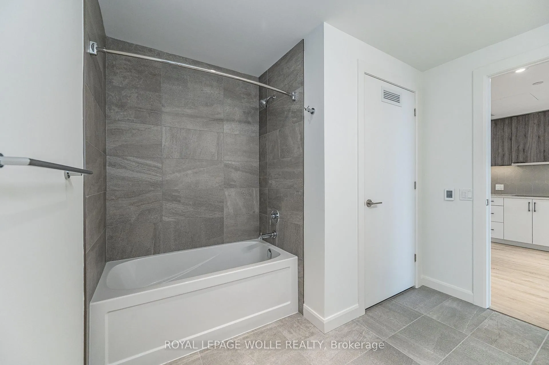 Photo 17 of Unit 505, 741 King Street W, Kitchener — HOMEH