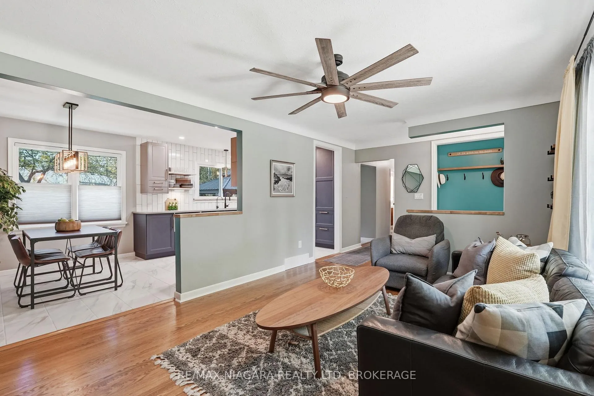 Photo 5 of 11 Brucedale Avenue, St. Catharines, Bunting/Linwell — HOMEH