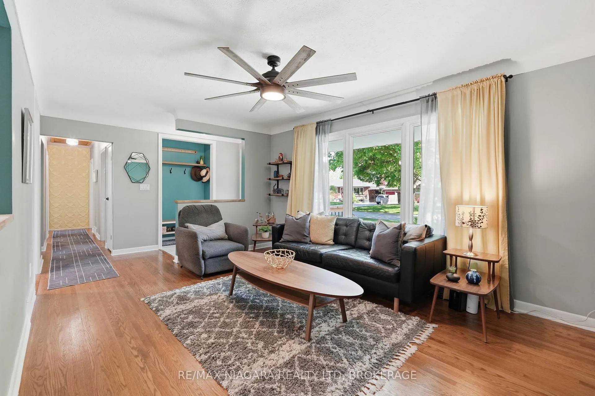 Photo 6 of 11 Brucedale Avenue, St. Catharines, Bunting/Linwell — HOMEH