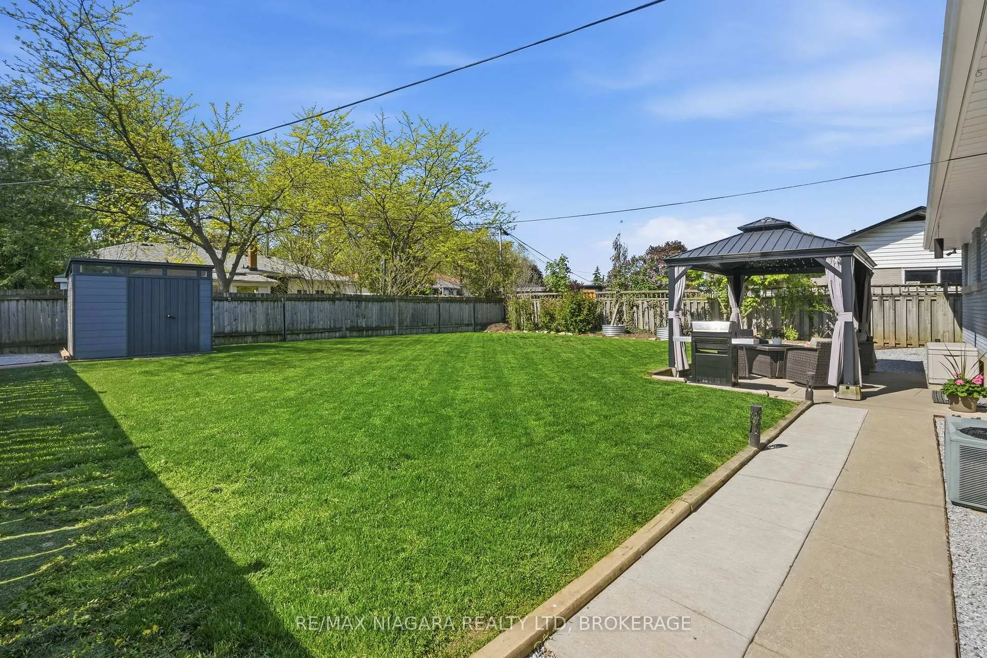 Photo 31 of 11 Brucedale Avenue, St. Catharines, Bunting/Linwell — HOMEH