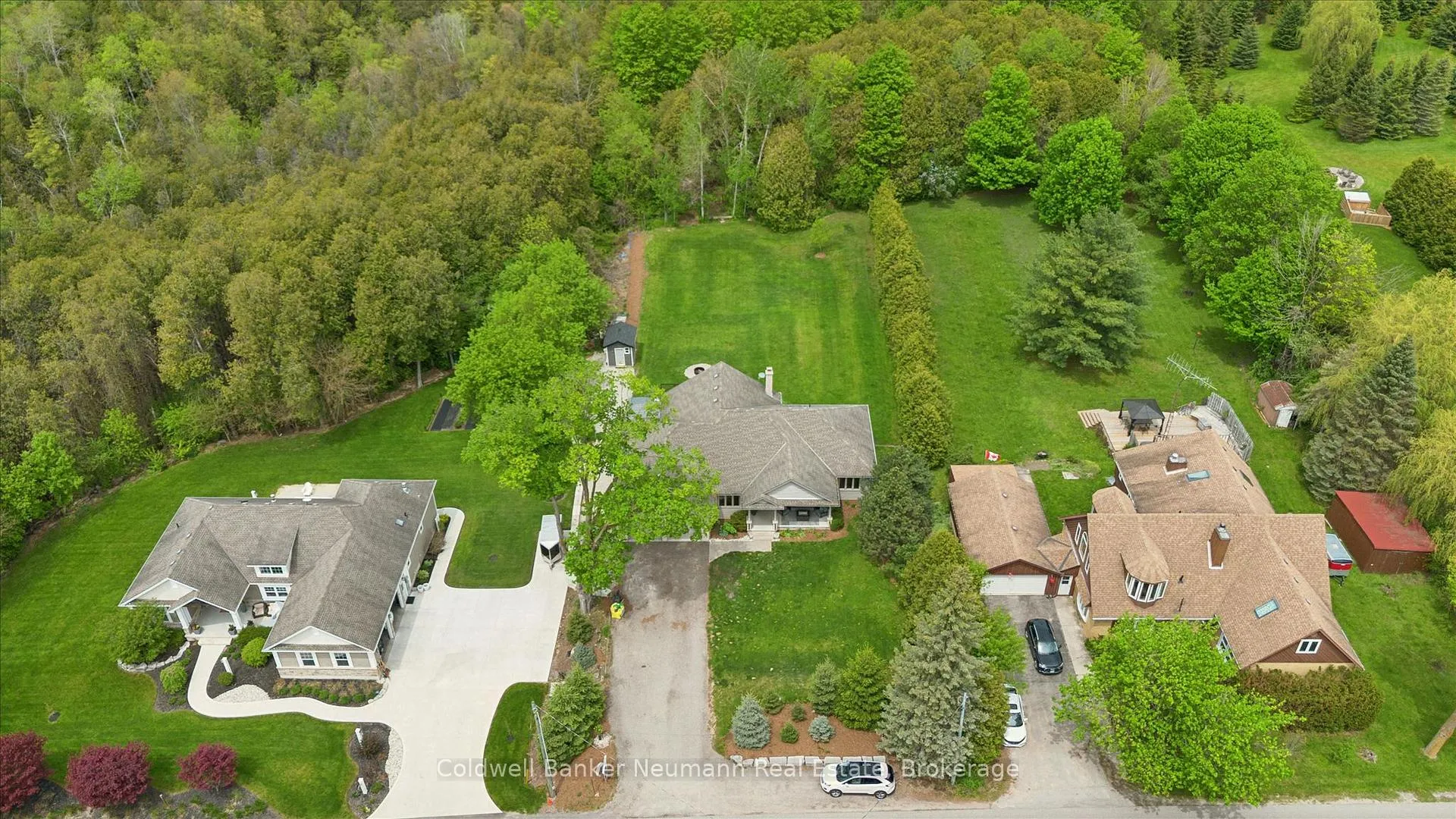 Photo 2 of 6592 Forestell Road, Puslinch, Rural Puslinch West — HOMEH