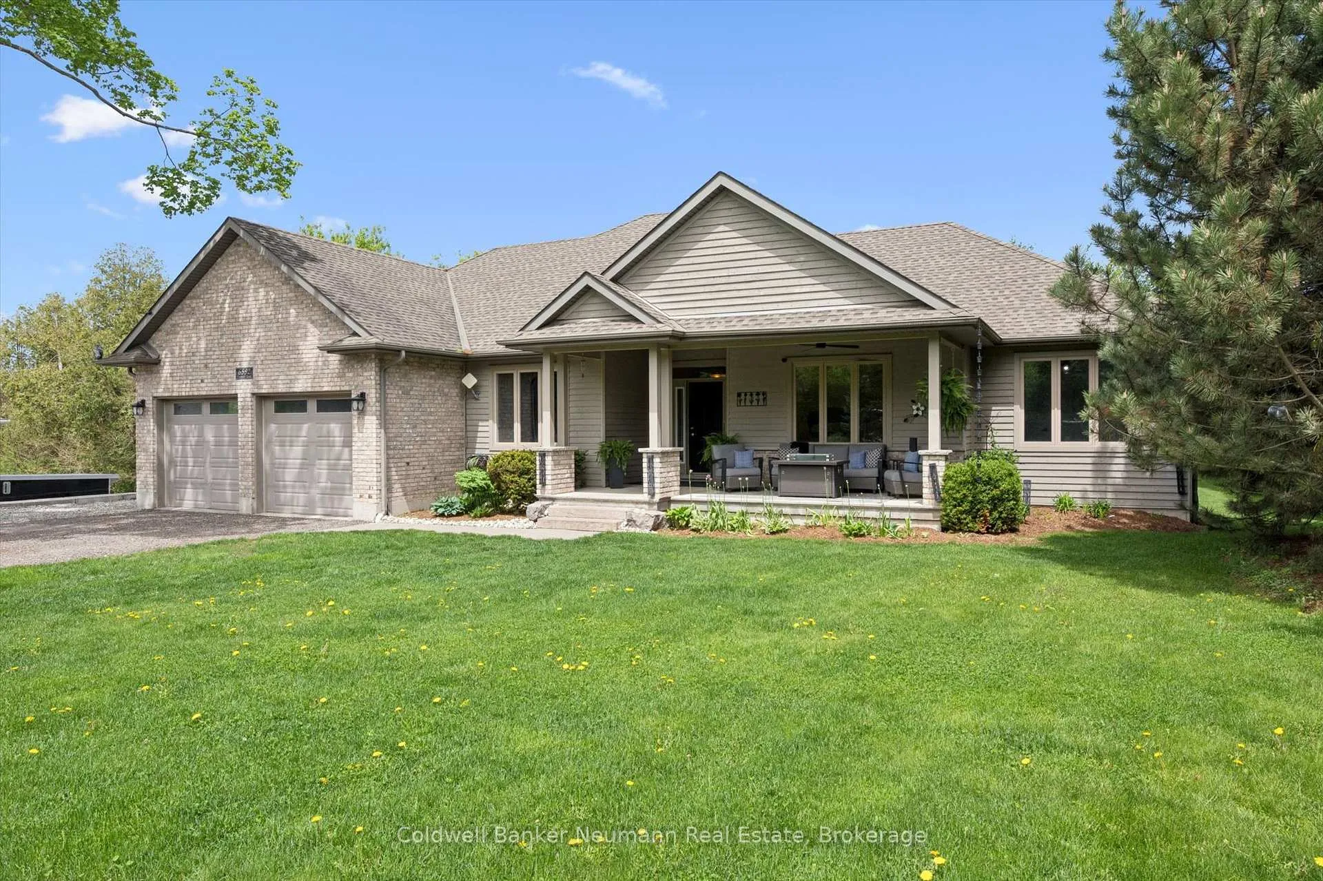 Photo 4 of 6592 Forestell Road, Puslinch, Rural Puslinch West — HOMEH