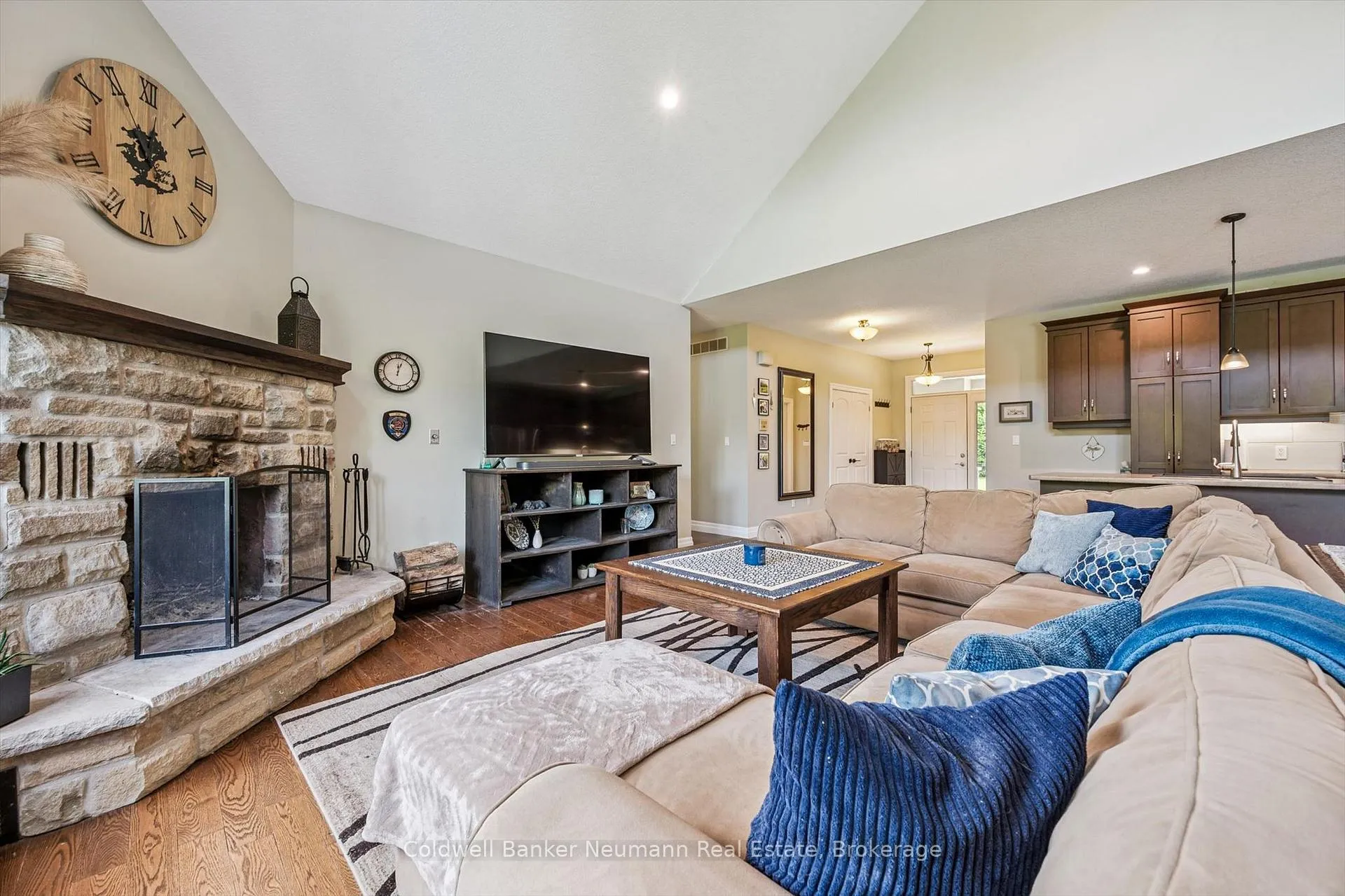 Photo 14 of 6592 Forestell Road, Puslinch, Rural Puslinch West — HOMEH