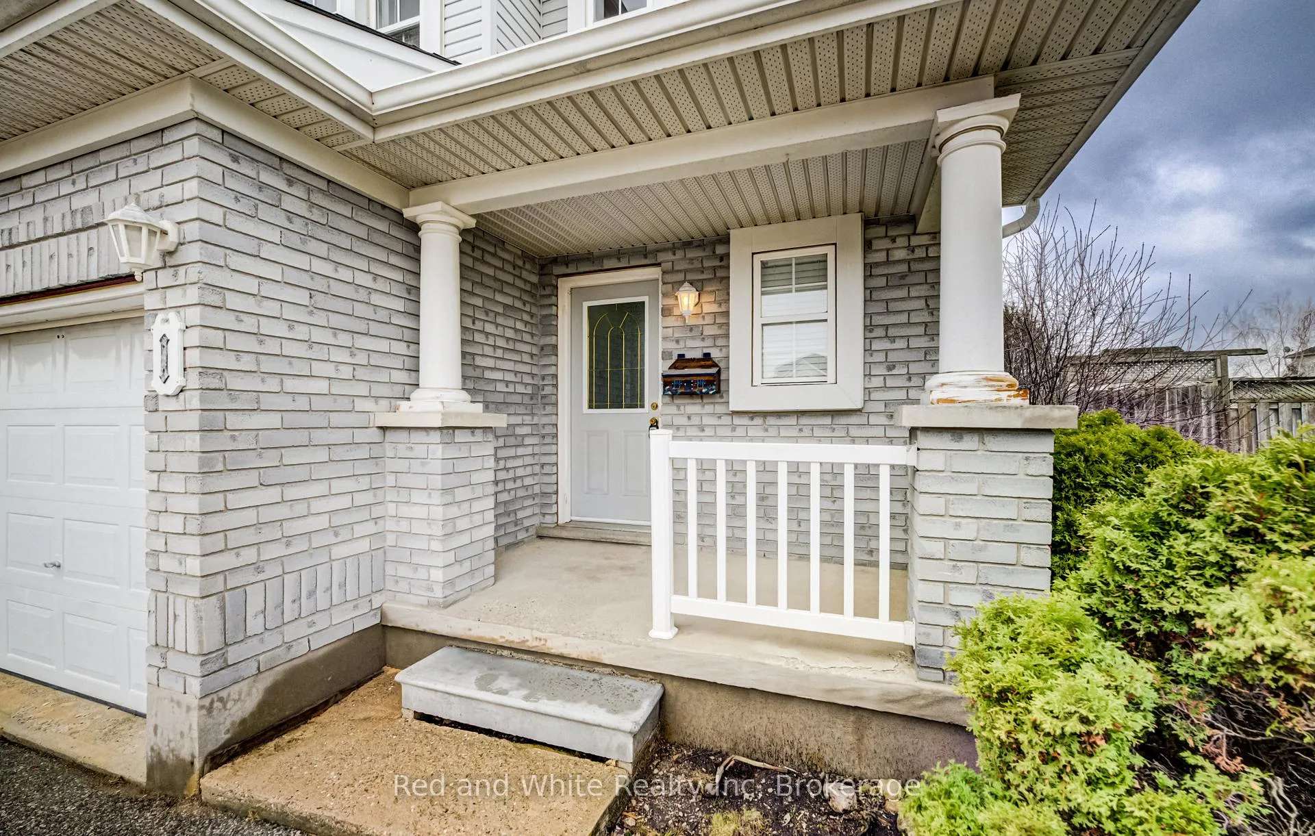 Photo 3 of 1 Ginger Court, Guelph, Kortright West — HOMEH