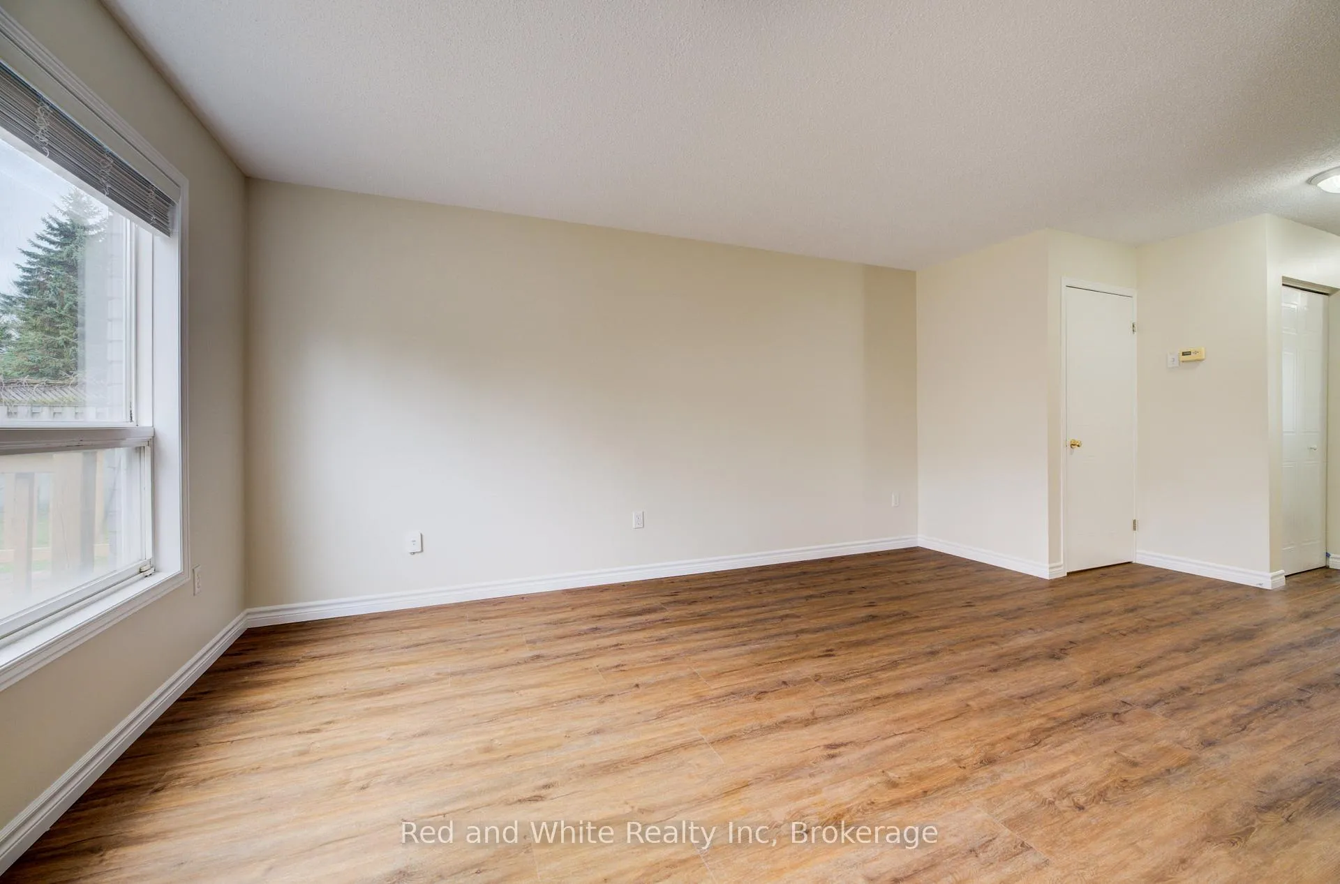 Photo 8 of 1 Ginger Court, Guelph, Kortright West — HOMEH