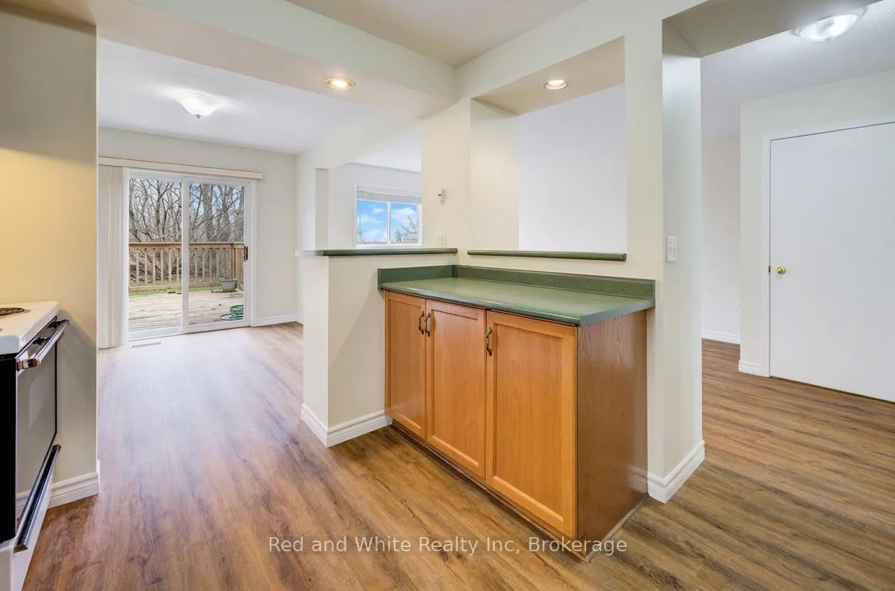 Photo 14 of 1 Ginger Court, Guelph, Kortright West — HOMEH