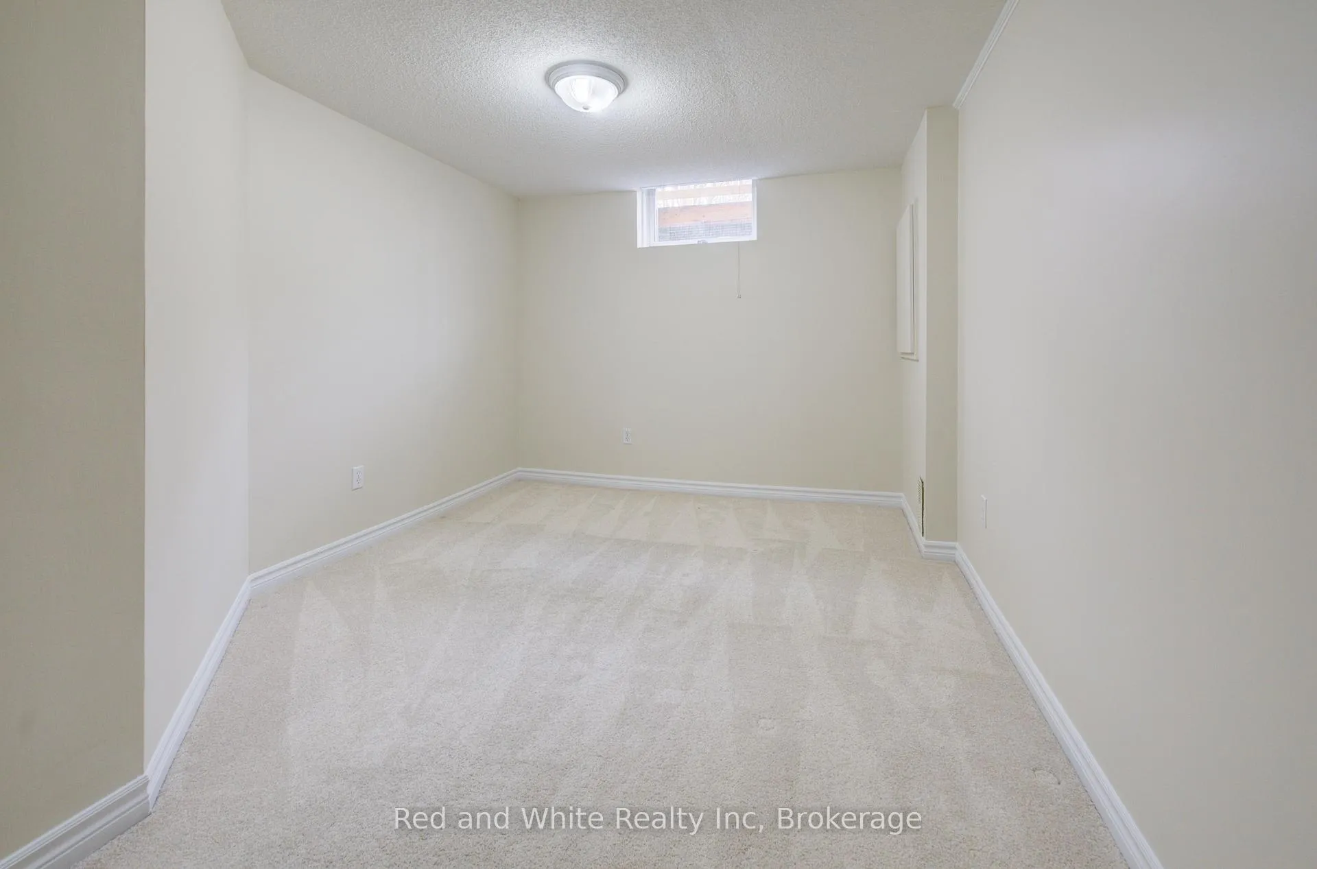 Photo 35 of 1 Ginger Court, Guelph, Kortright West — HOMEH